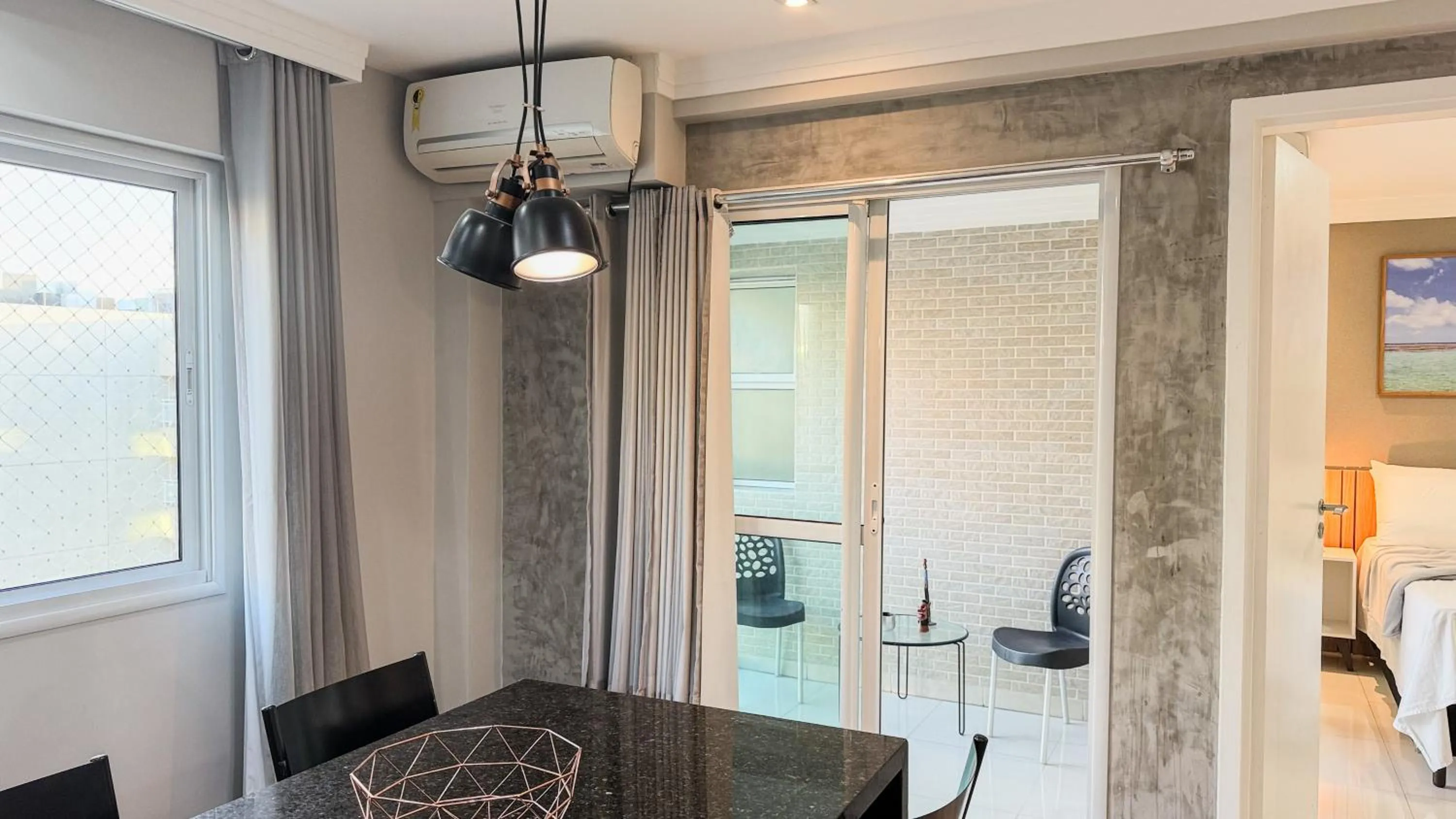 Dining area in Condomínio de Luxo a Beira Mar!