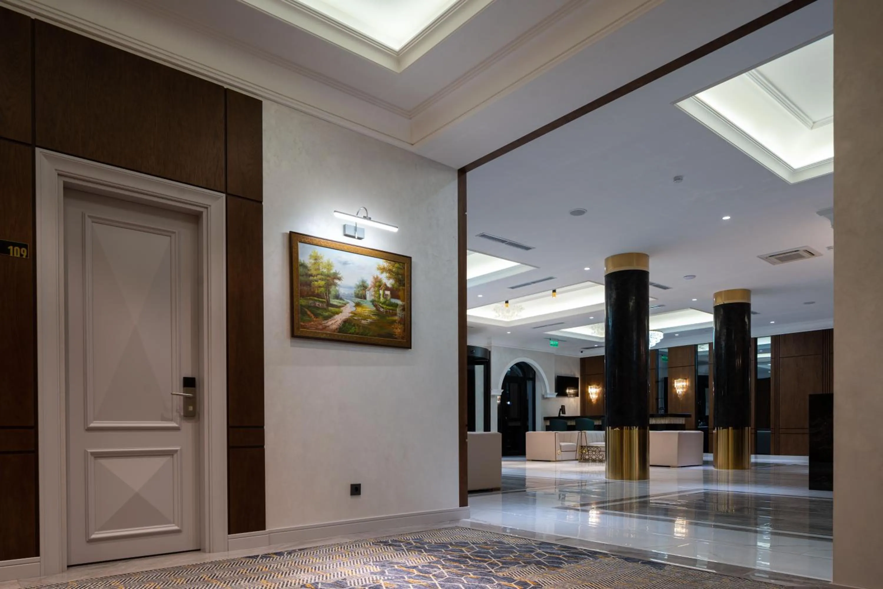 Property building in FRANKFORT Expo Hotel