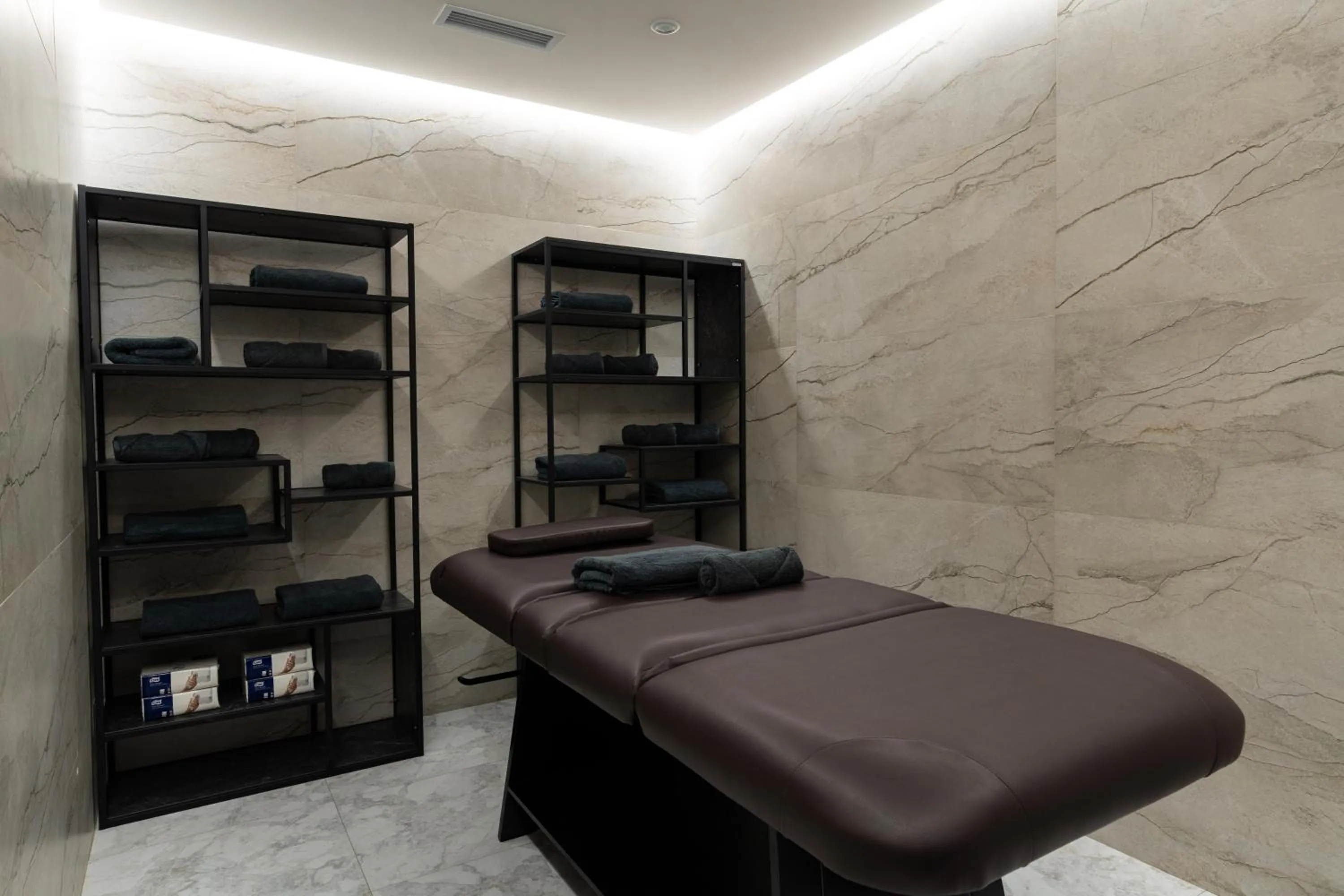 Massage in FRANKFORT Expo Hotel