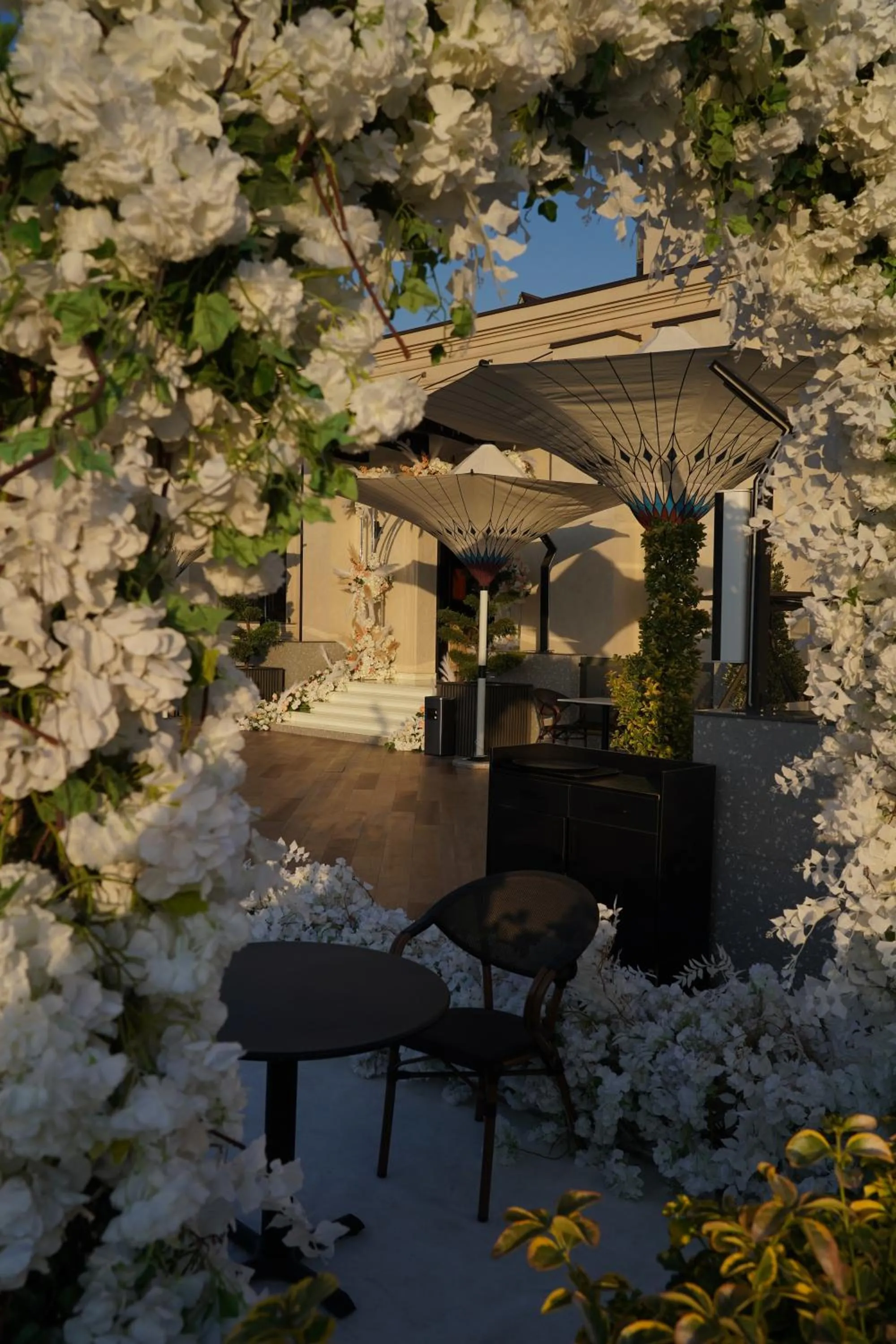 Restaurant/places to eat in FRANKFORT Expo Hotel