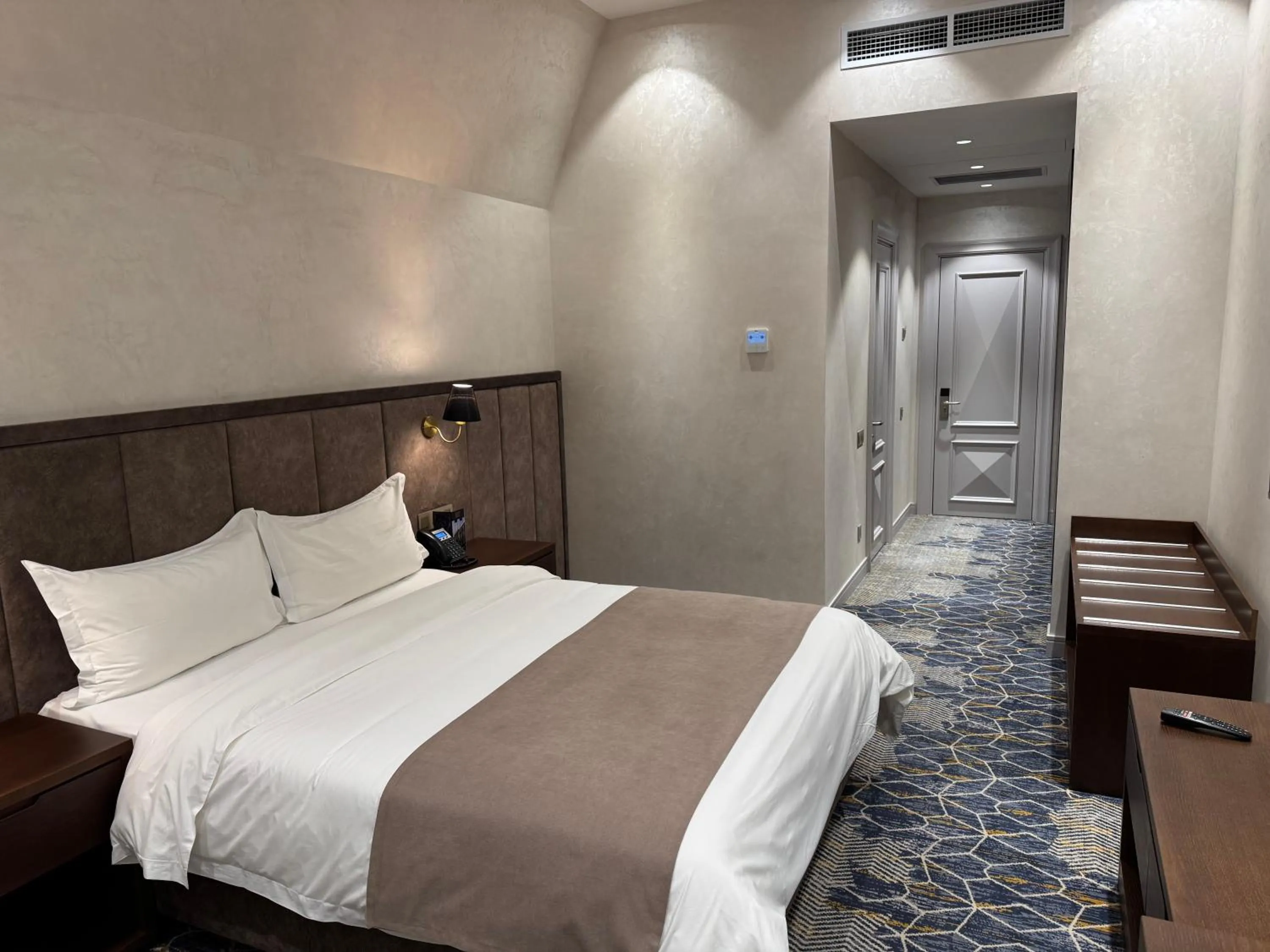 Bed in FRANKFORT Expo Hotel