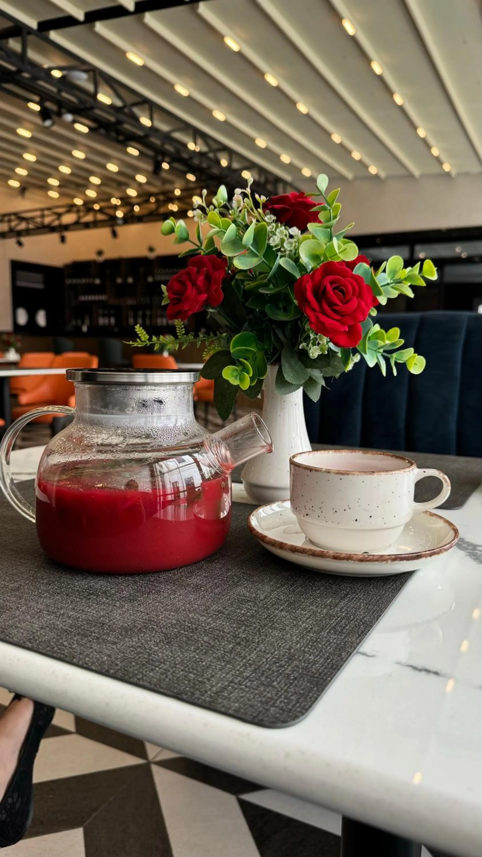 Restaurant/places to eat in FRANKFORT Expo Hotel