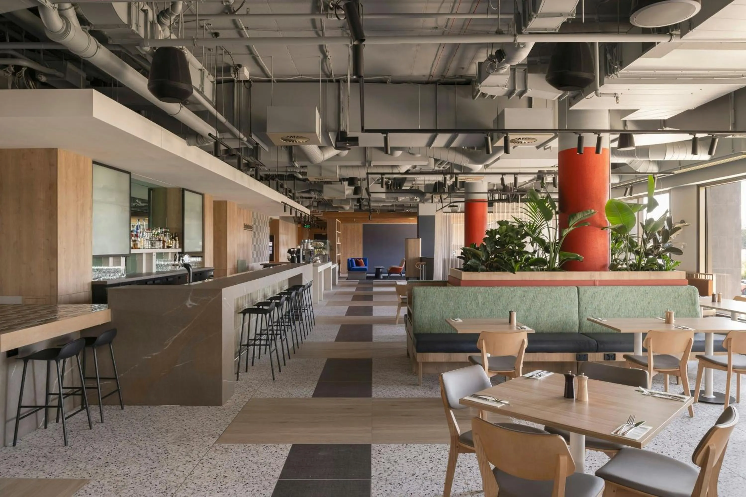 Lounge or bar in Courtyard by Marriott Perth Murdoch