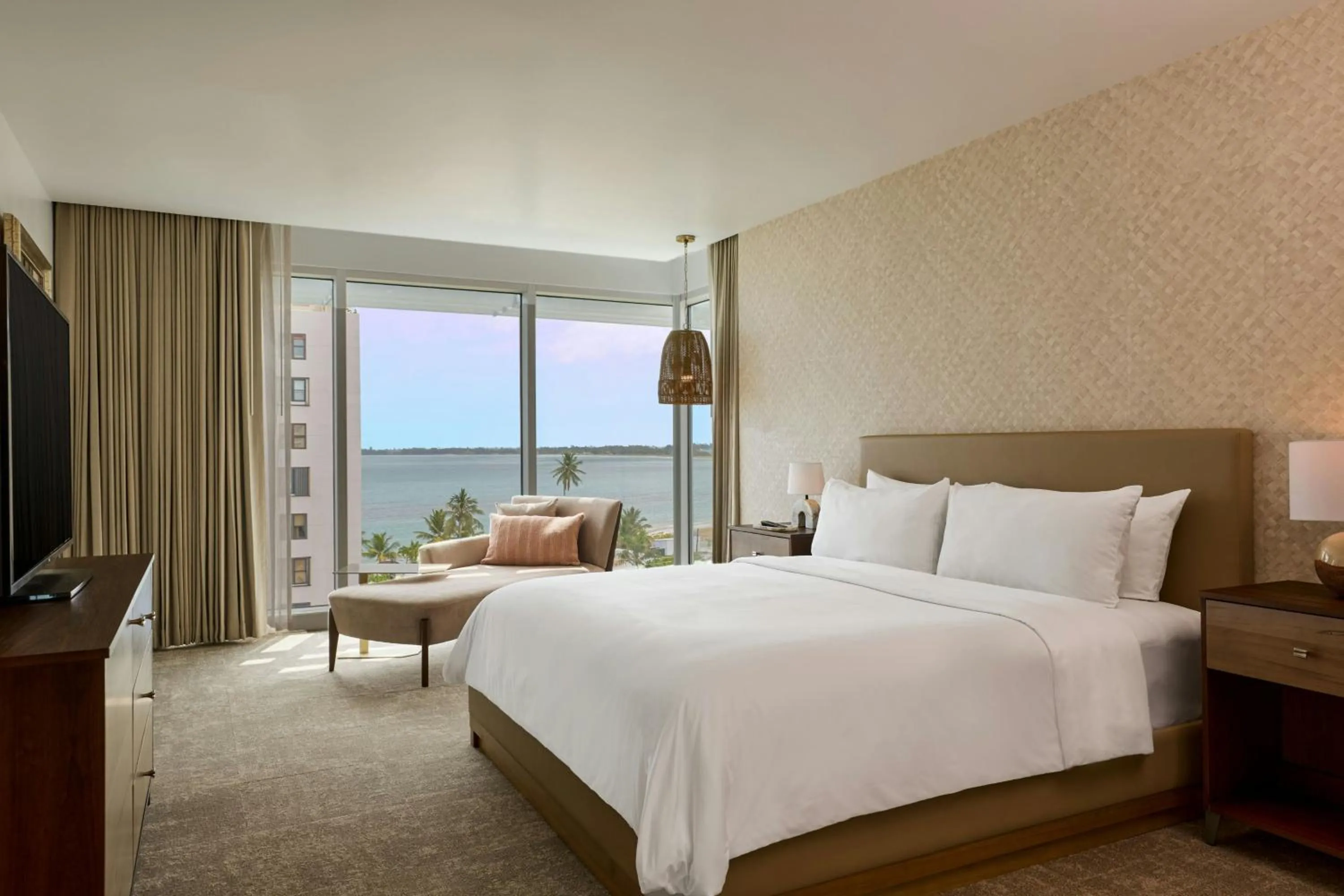 Bedroom, Bed in Casa Costera, Isla Verde Beach, Apartments by Marriott Bonvoy