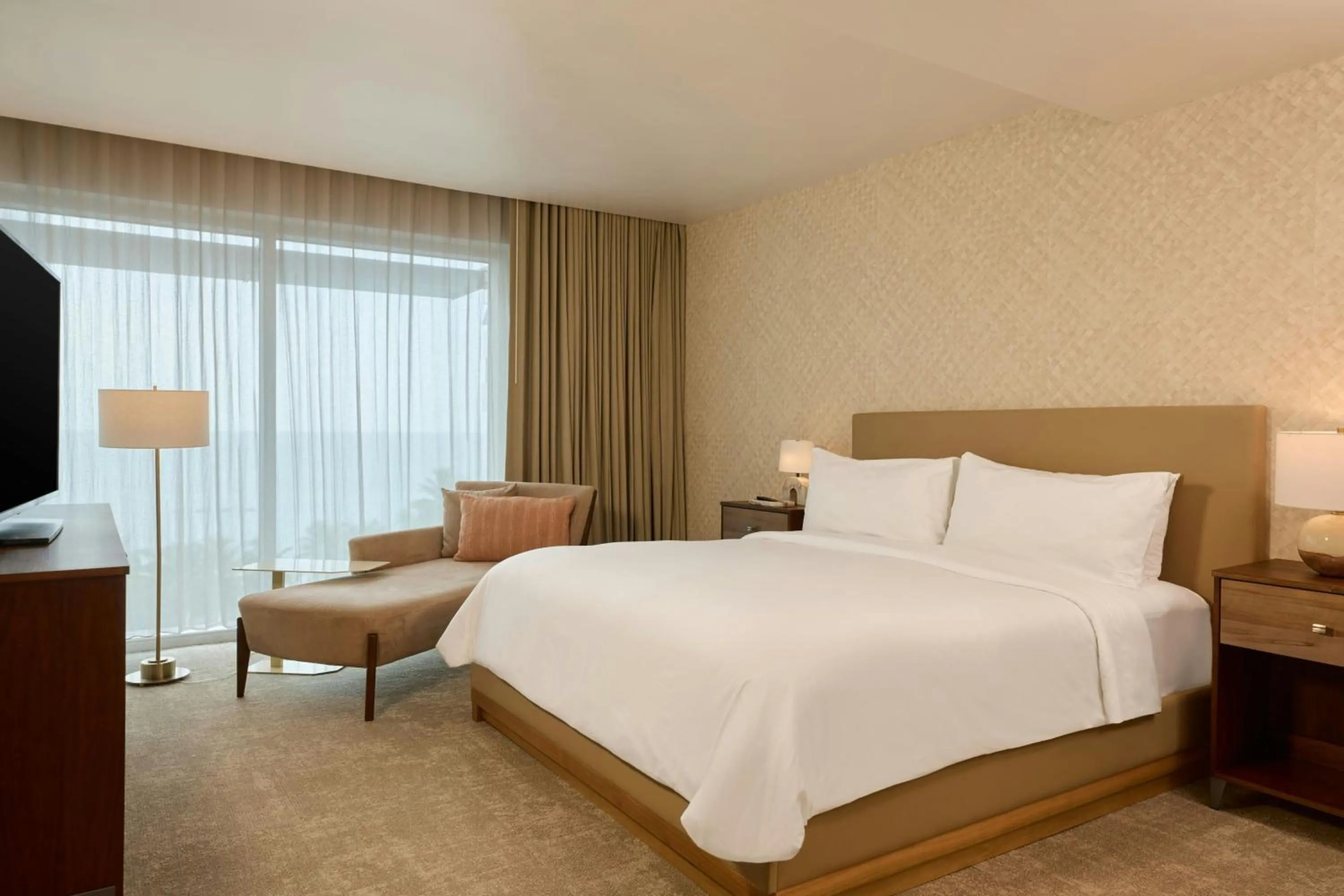 Bedroom, Bed in Casa Costera, Isla Verde Beach, Apartments by Marriott Bonvoy