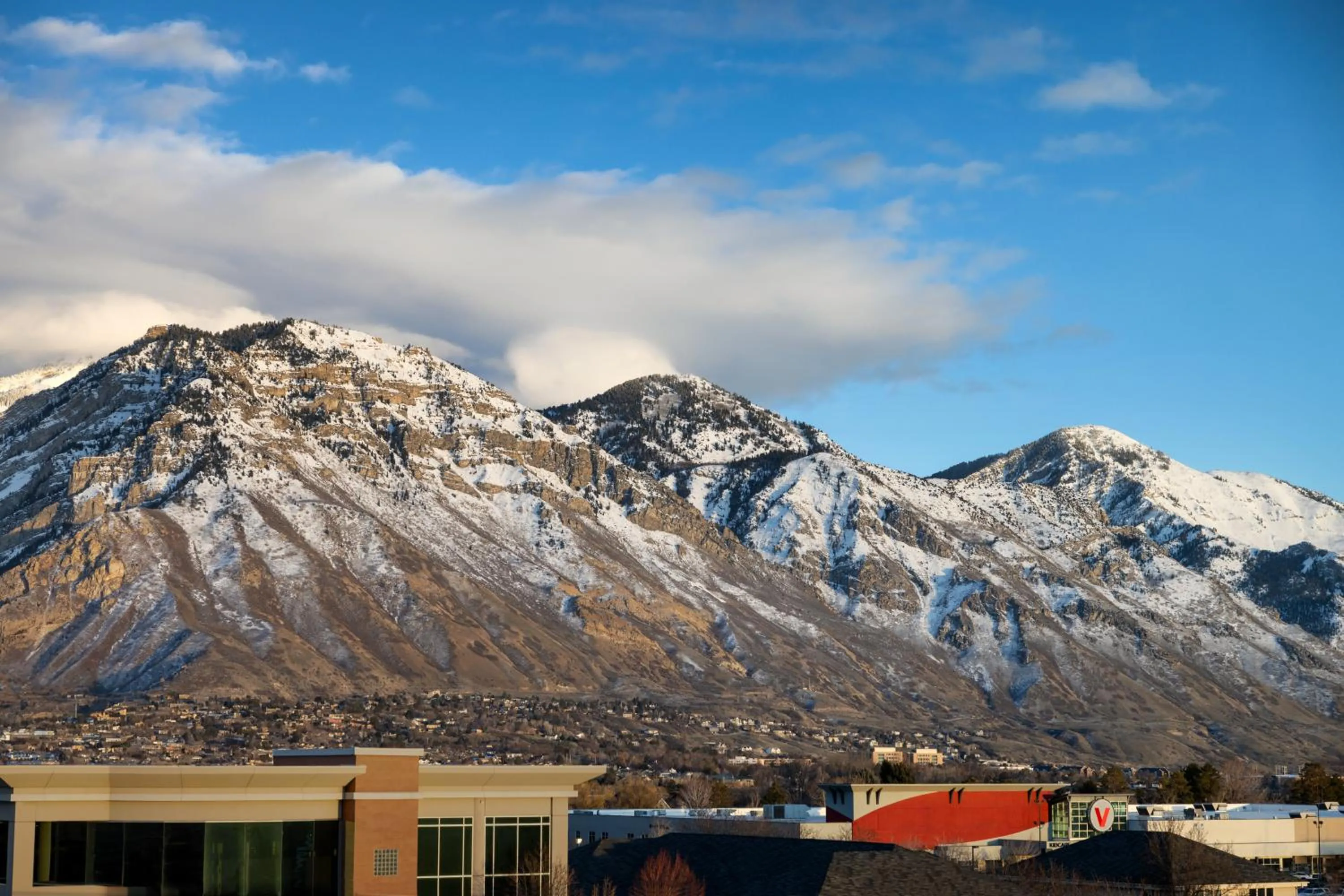 Natural landscape in Courtyard by Marriott Orem University Place