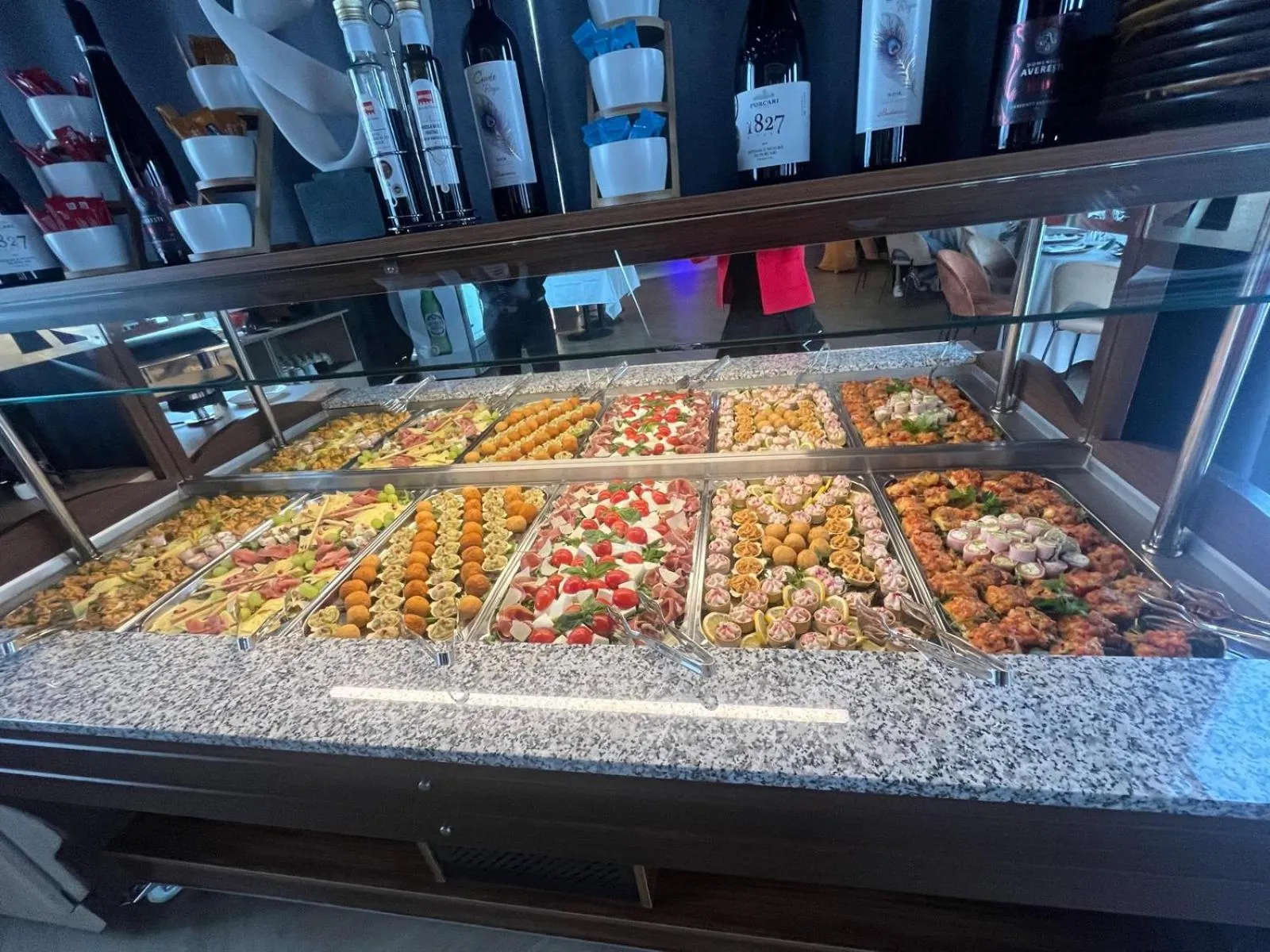 Buffet breakfast in Hotel Sorin MIHAI