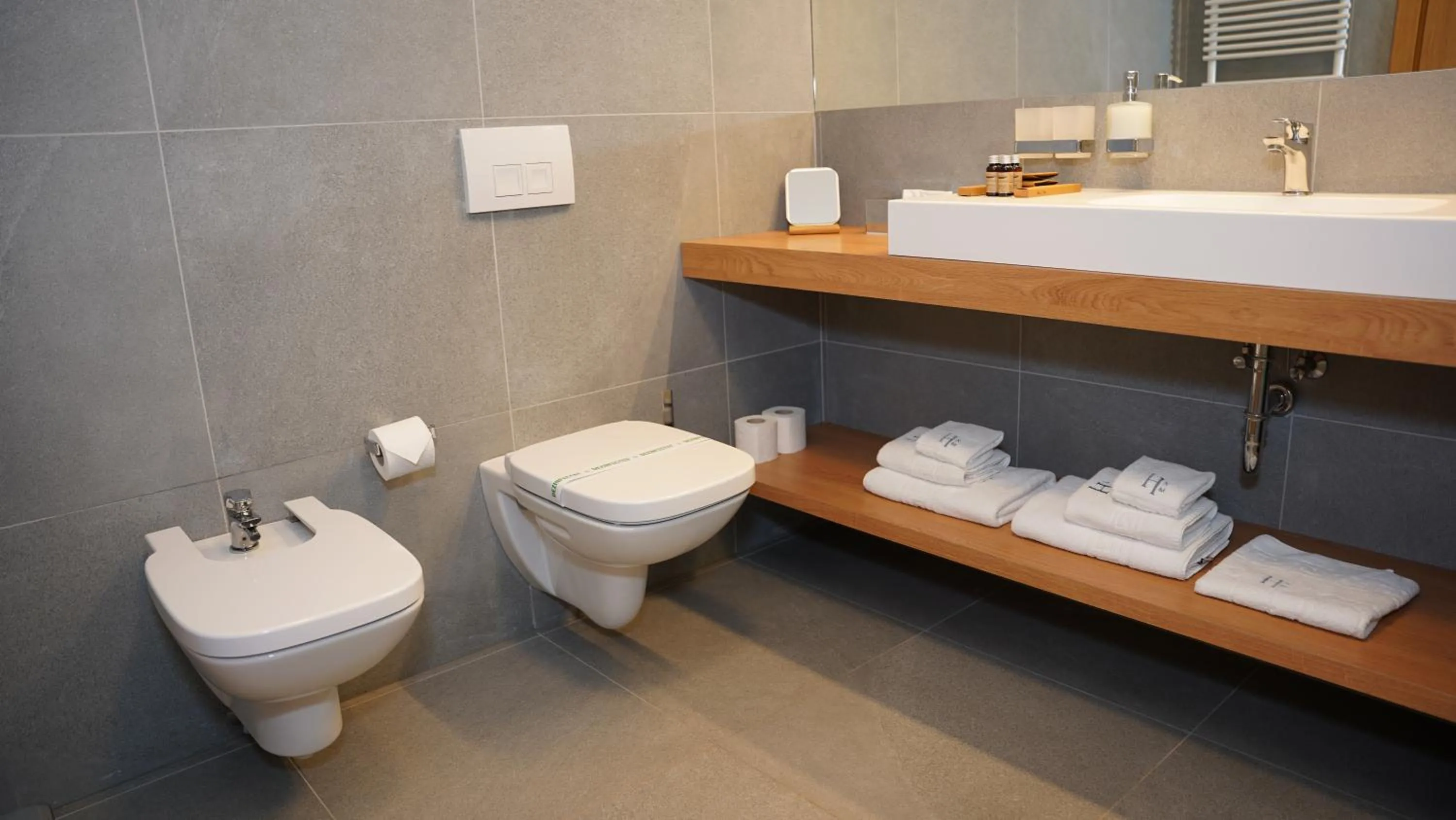 Bathroom in Hotel Sorin MIHAI