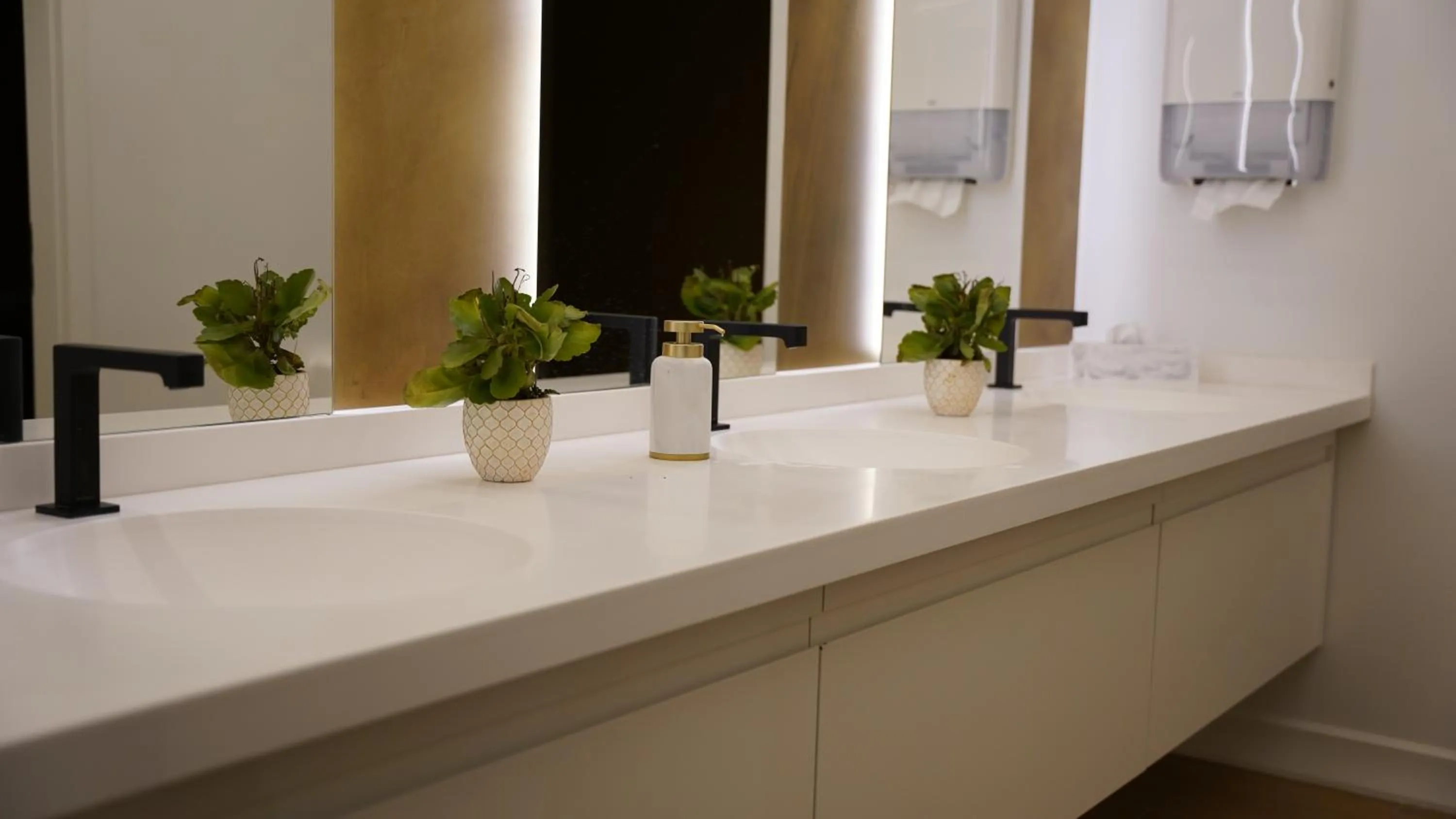 Bathroom in Hotel Sorin MIHAI