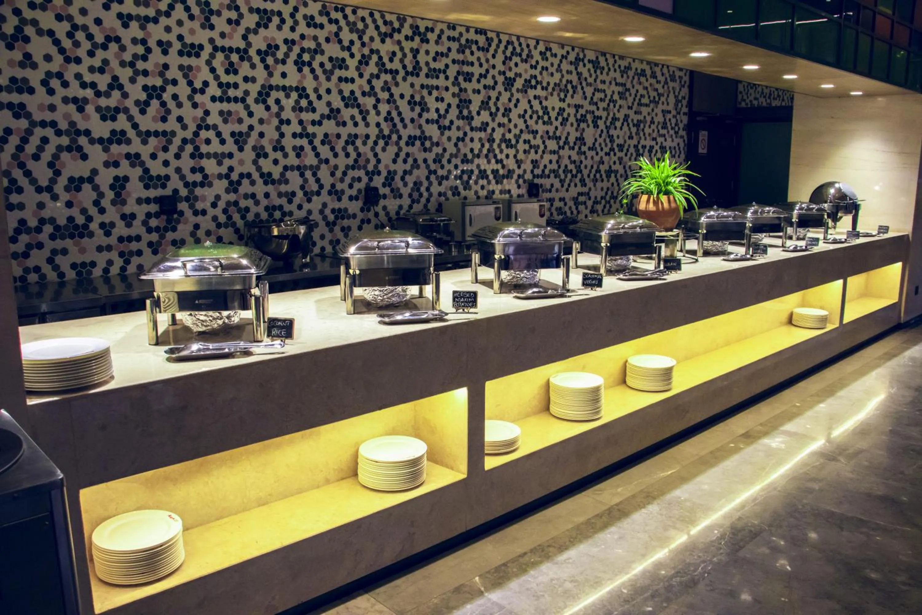 Breakfast in Argyle Grand Hotel Nairobi Airport