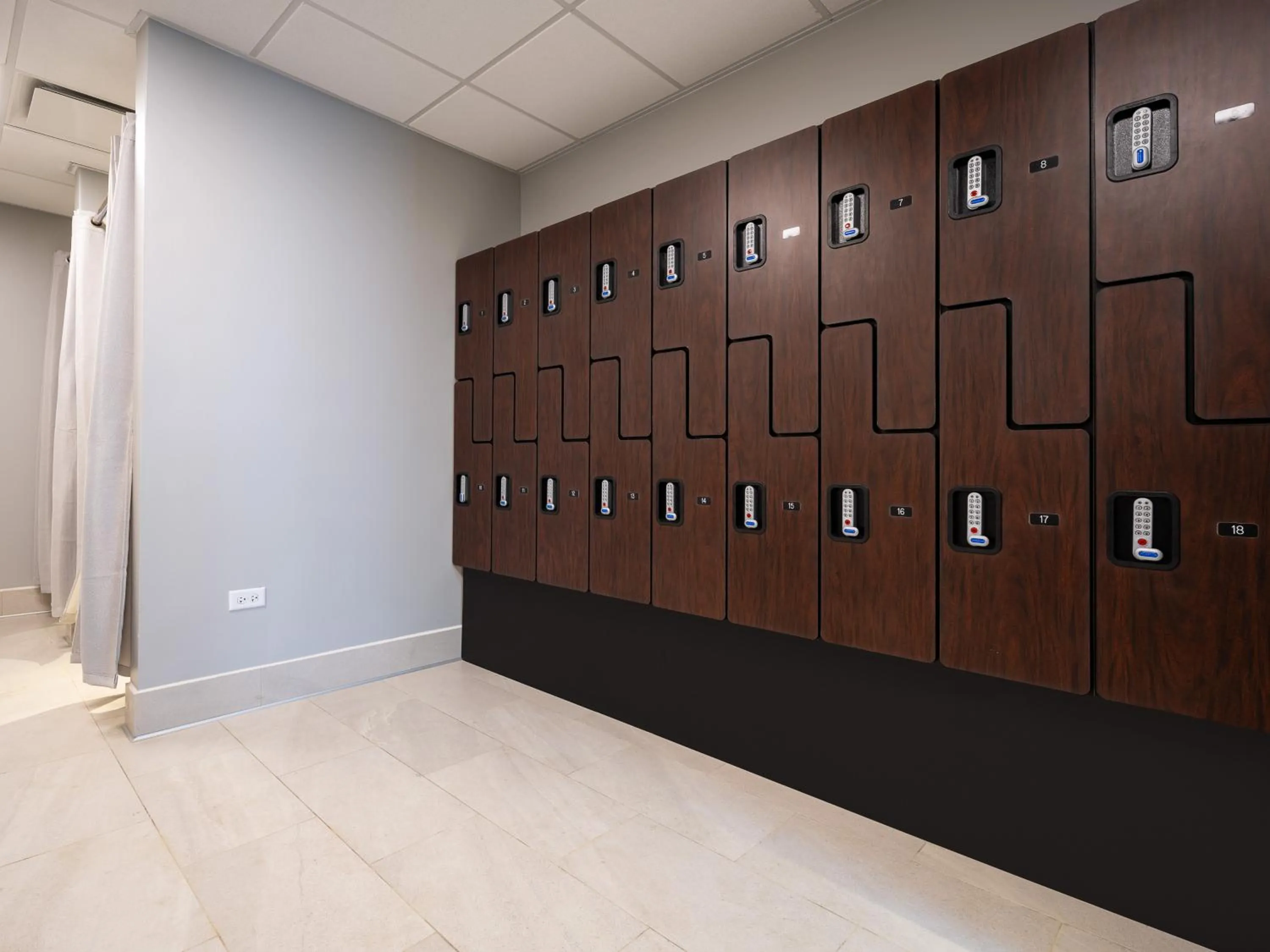 Shower in Hilton Garden Inn San Juan Condado