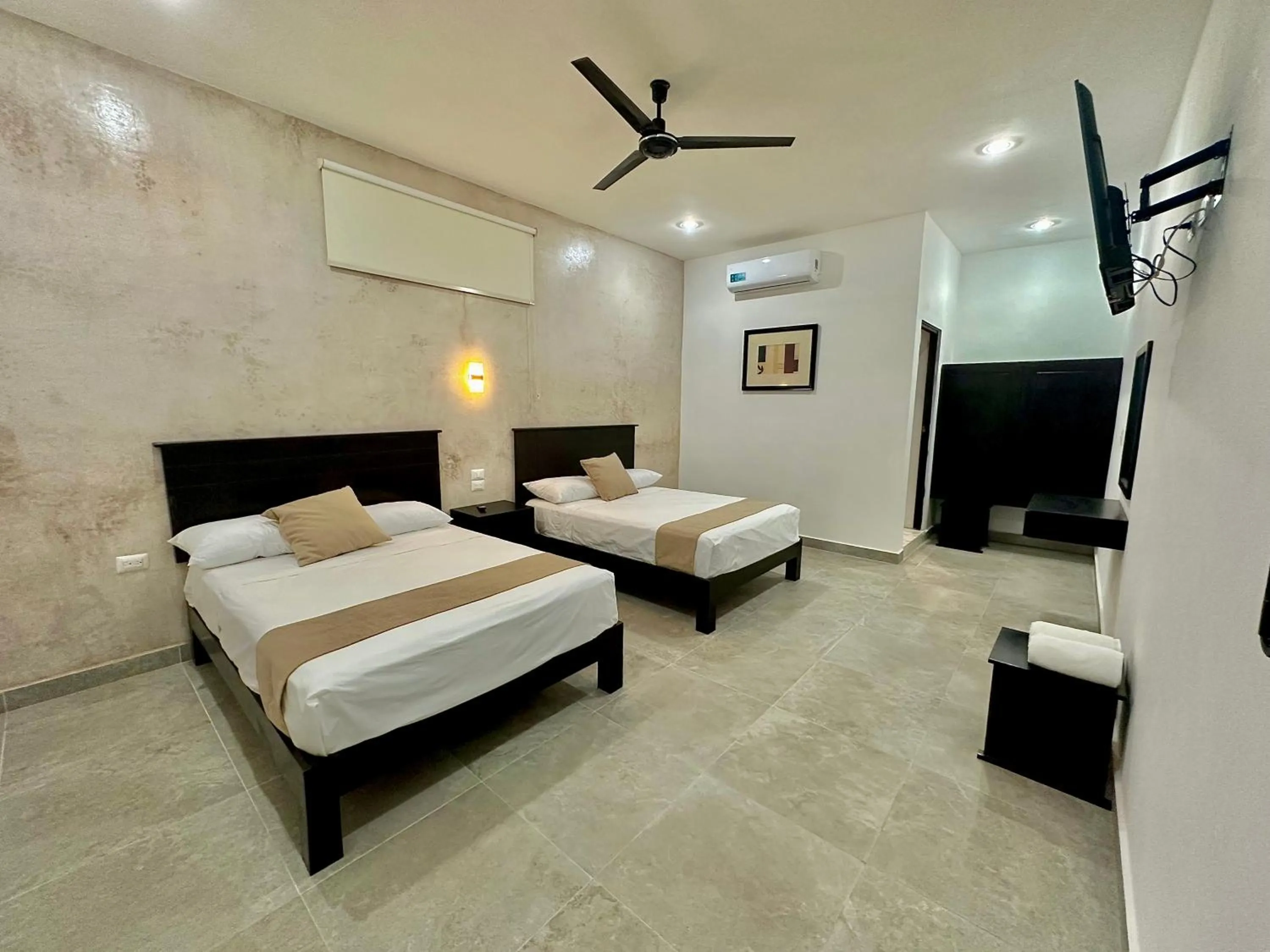 Photo of the whole room in Hotel Zibahun