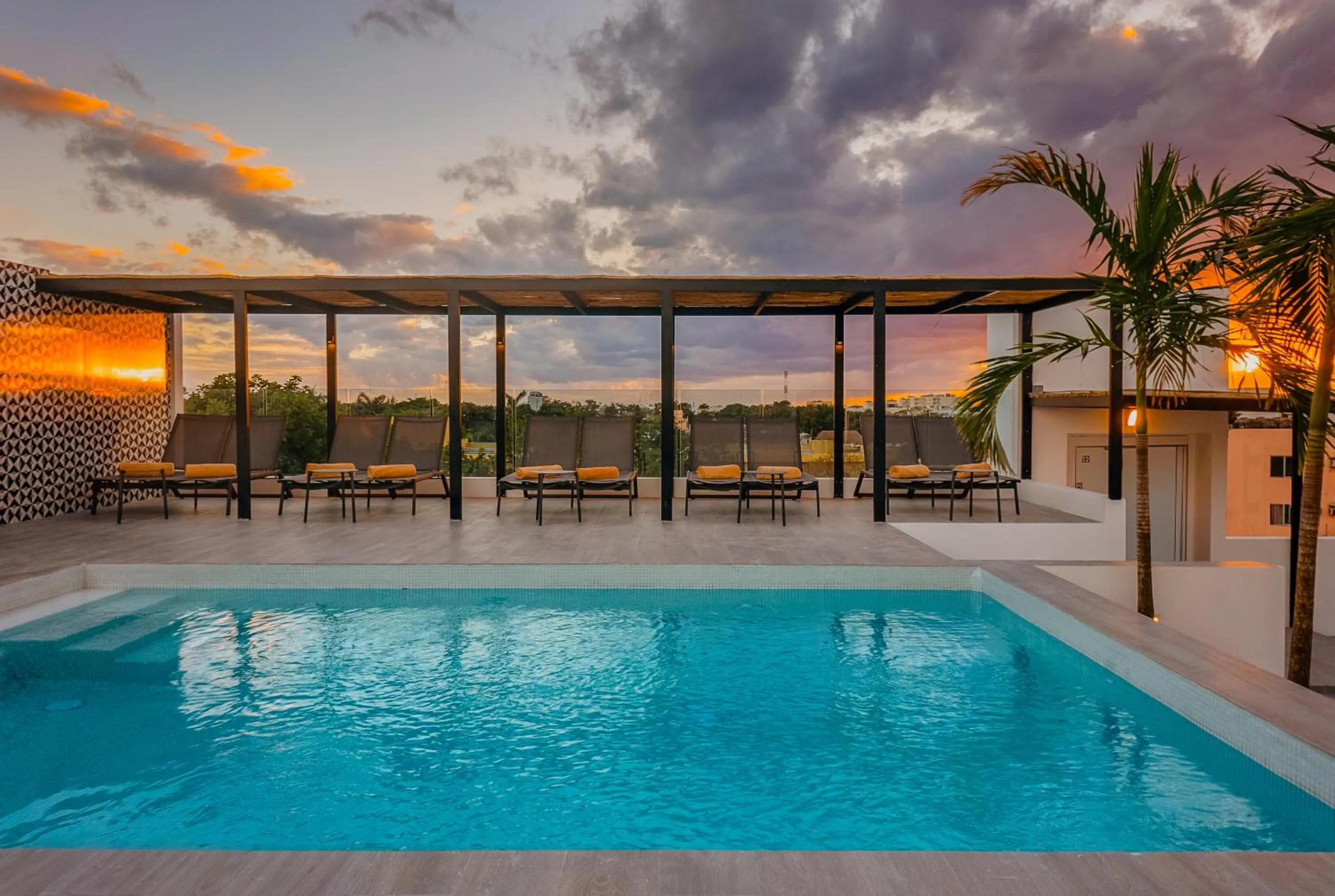 Swimming pool in Coralia Boutique Hotel Cozumel