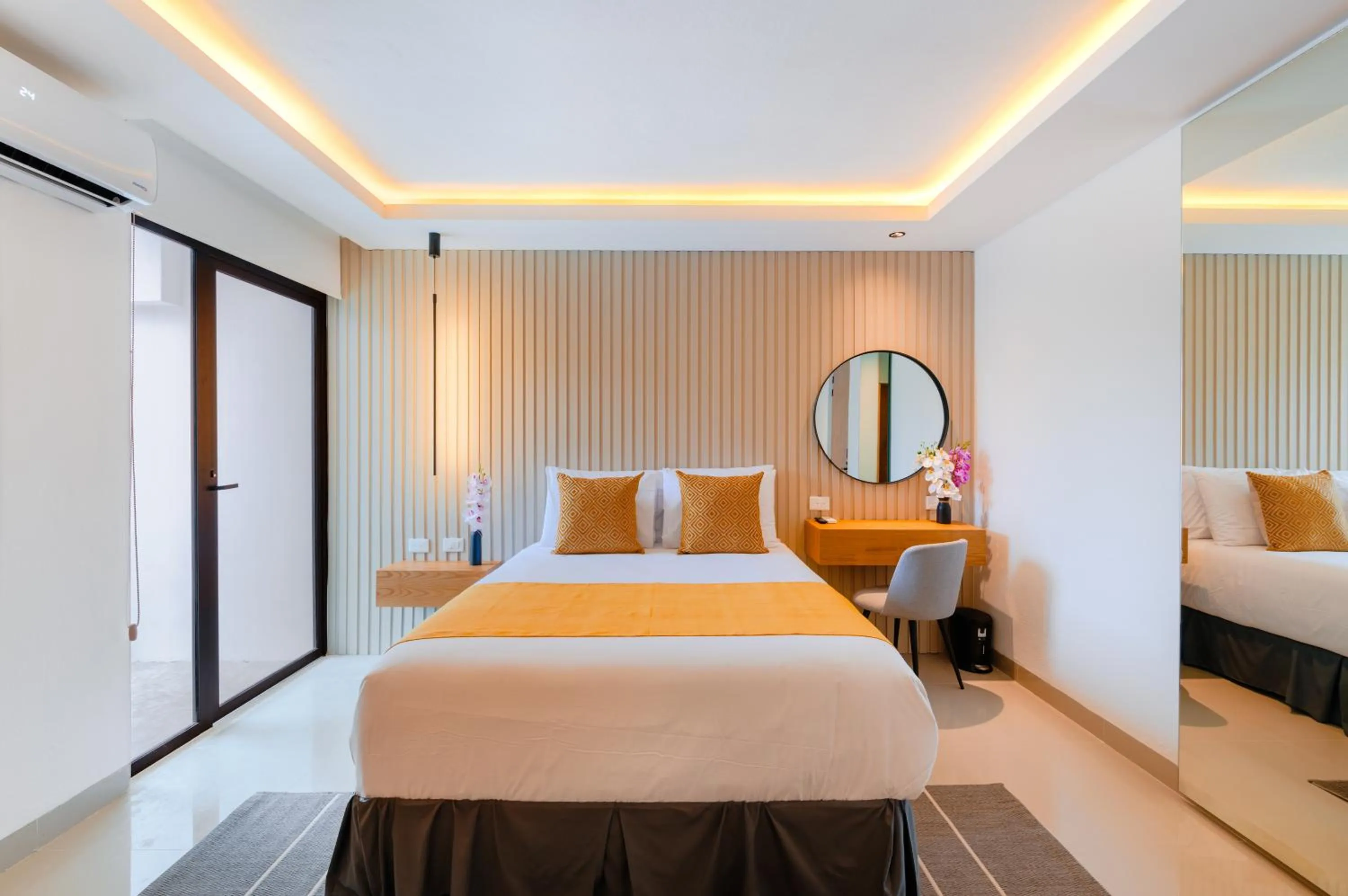 Bed in Coralia Boutique Hotel Cozumel