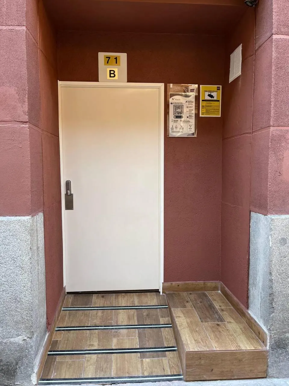 Double Room in AYZ Luis Cabrera-Auto check-in property