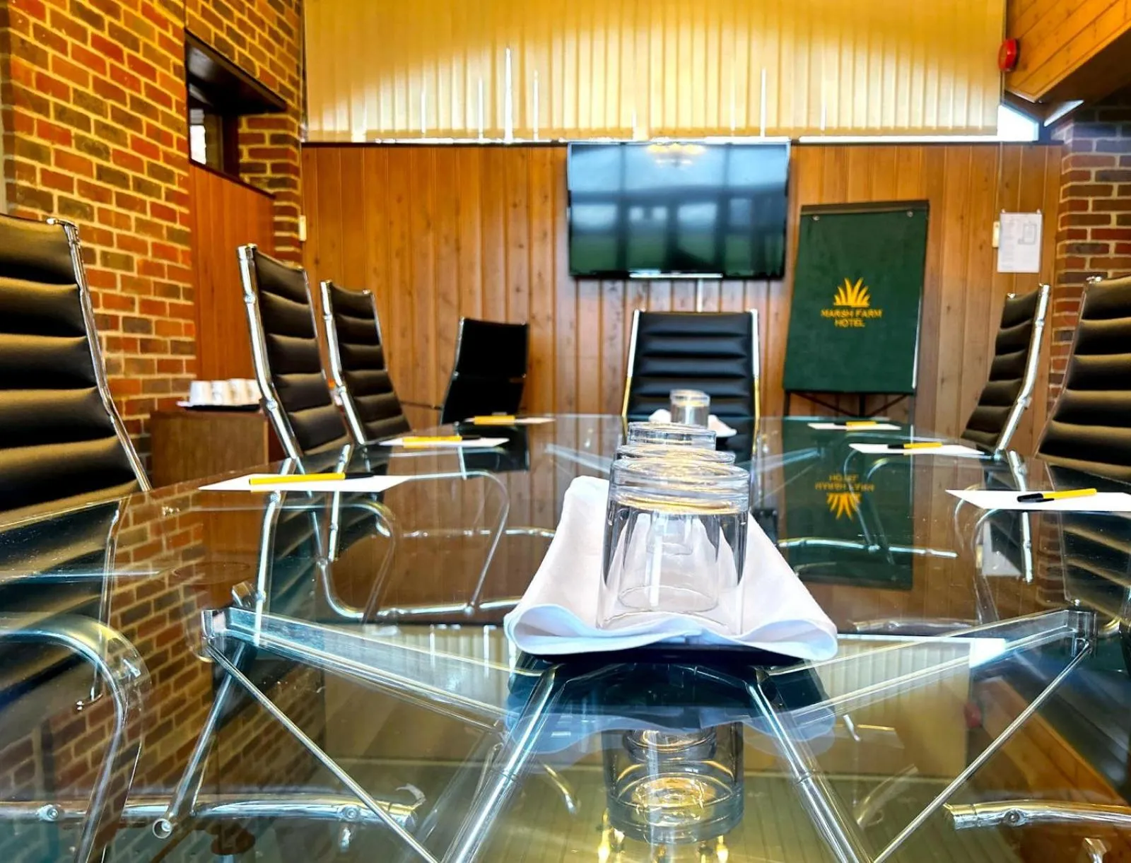 Meeting/conference room in Marsh Farm Hotel