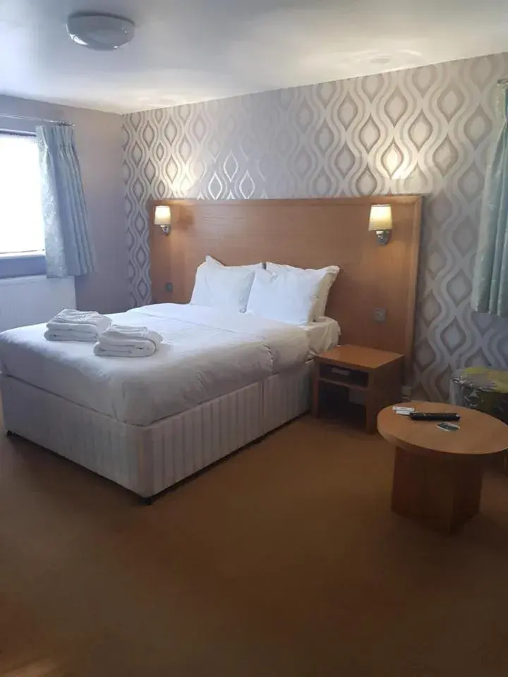 Superior Double Room in Marsh Farm Hotel Superior Double Room in Marsh Farm Hotel