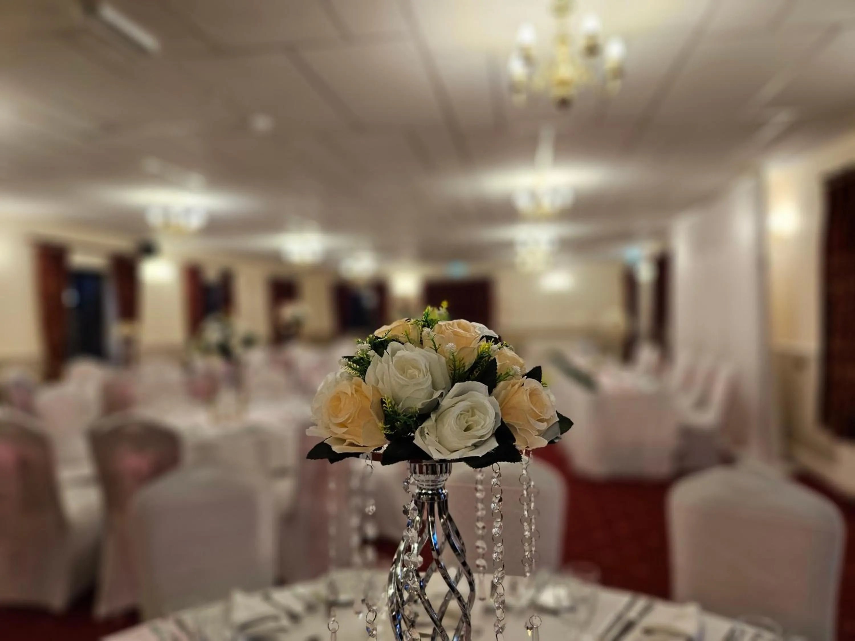 wedding in Marsh Farm Hotel