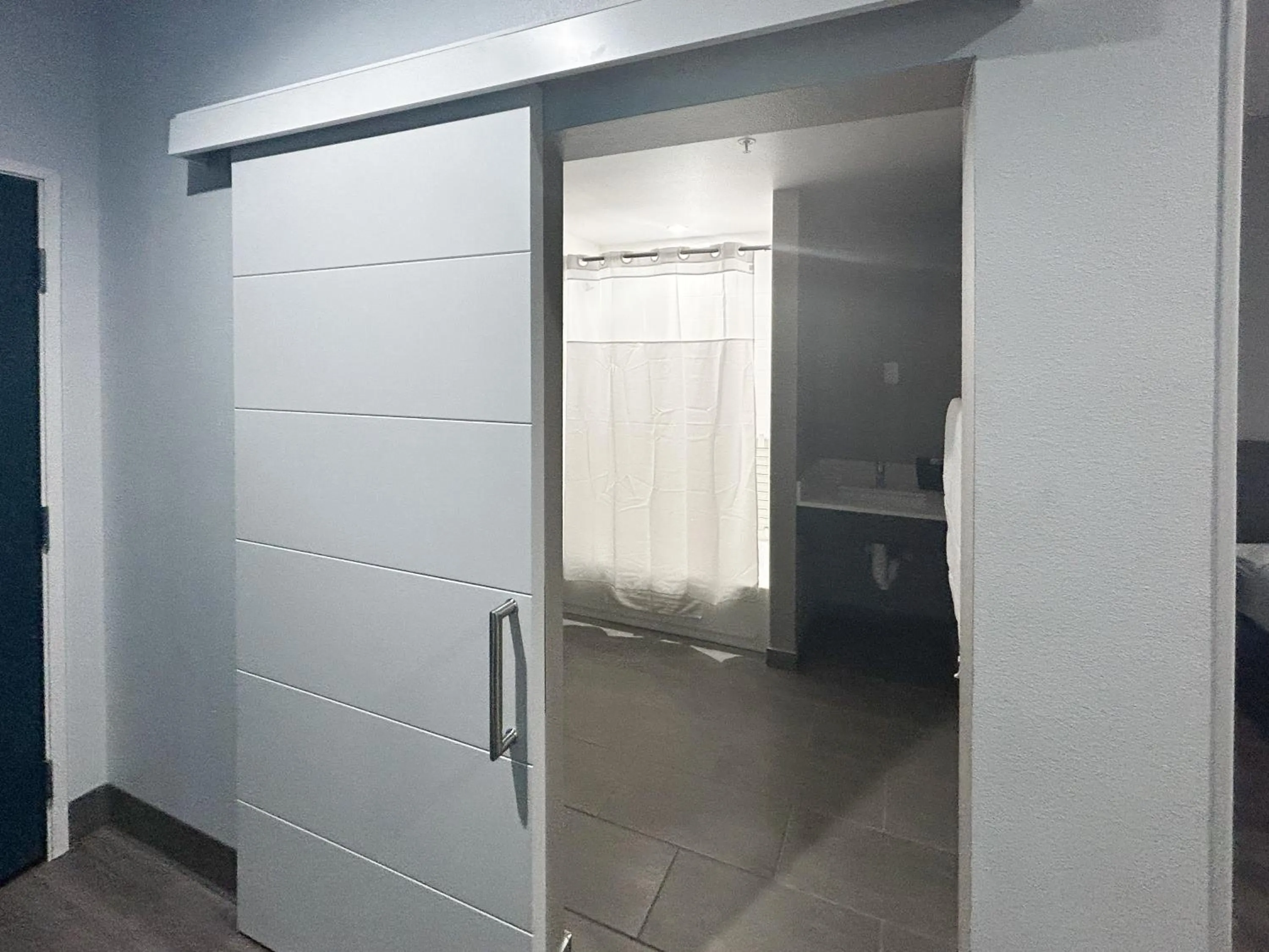 Bathroom in Motel 6 Dallas, TX Methodist Charlton Medical Ctr