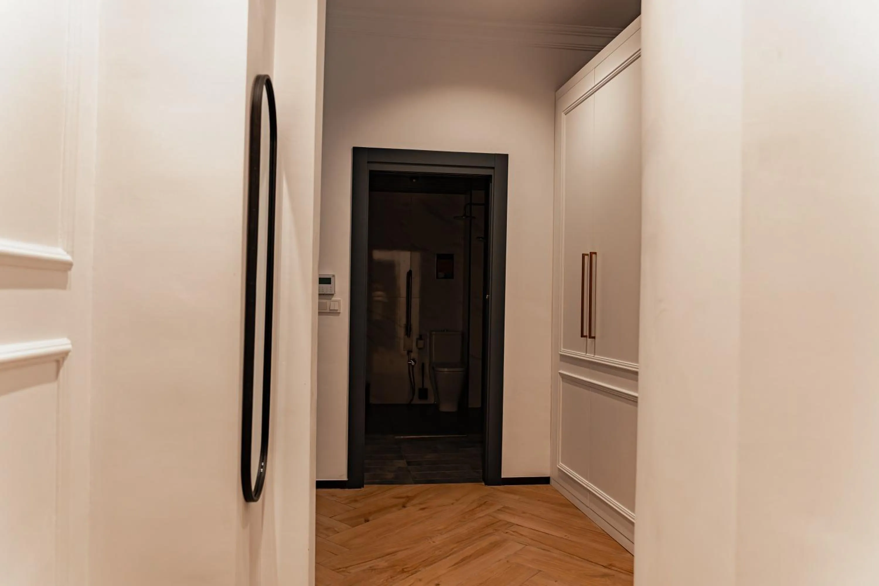 wardrobe in Bubaqia House - Suites Boutique