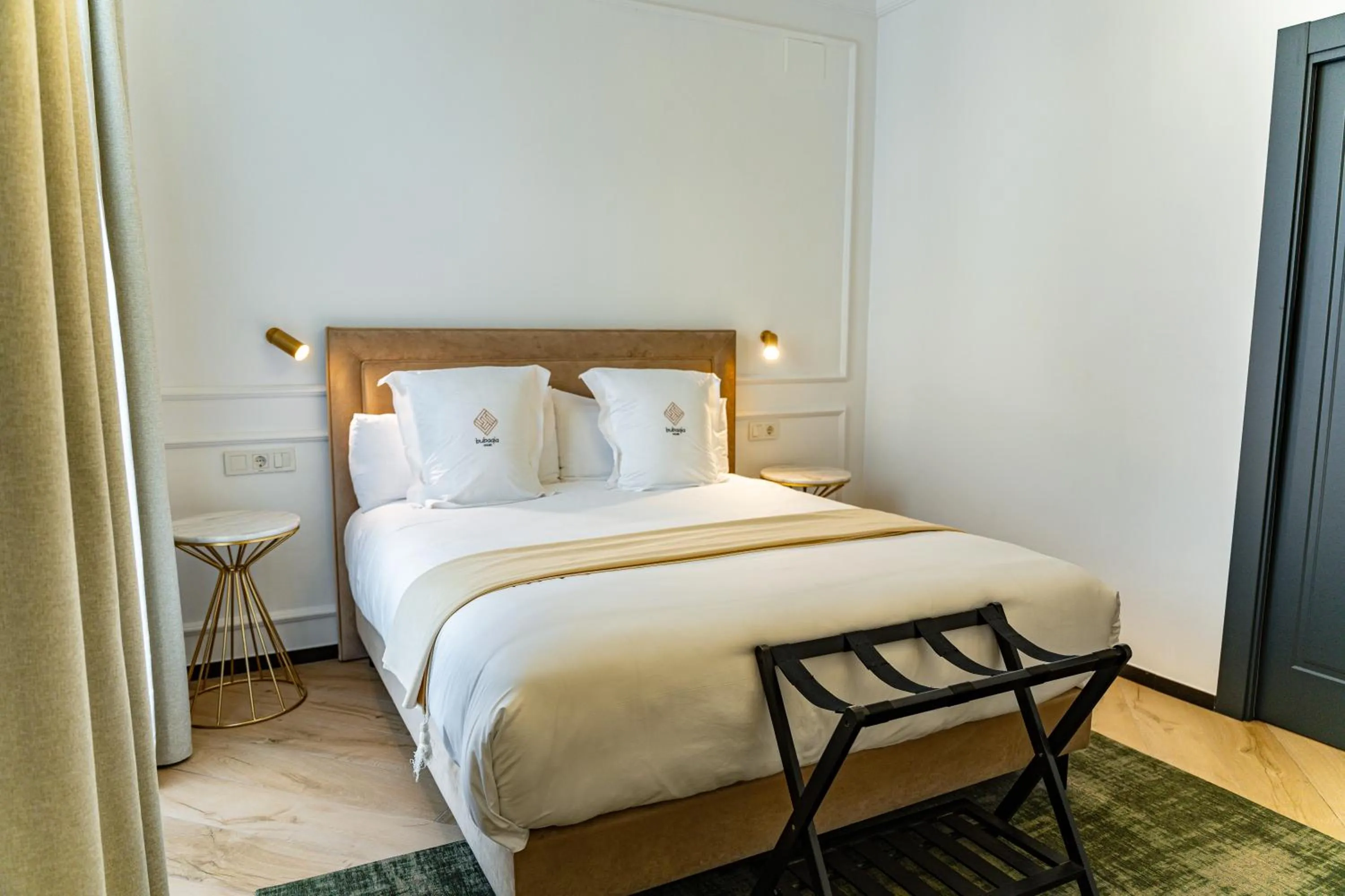 Bed in Bubaqia House - Suites Boutique