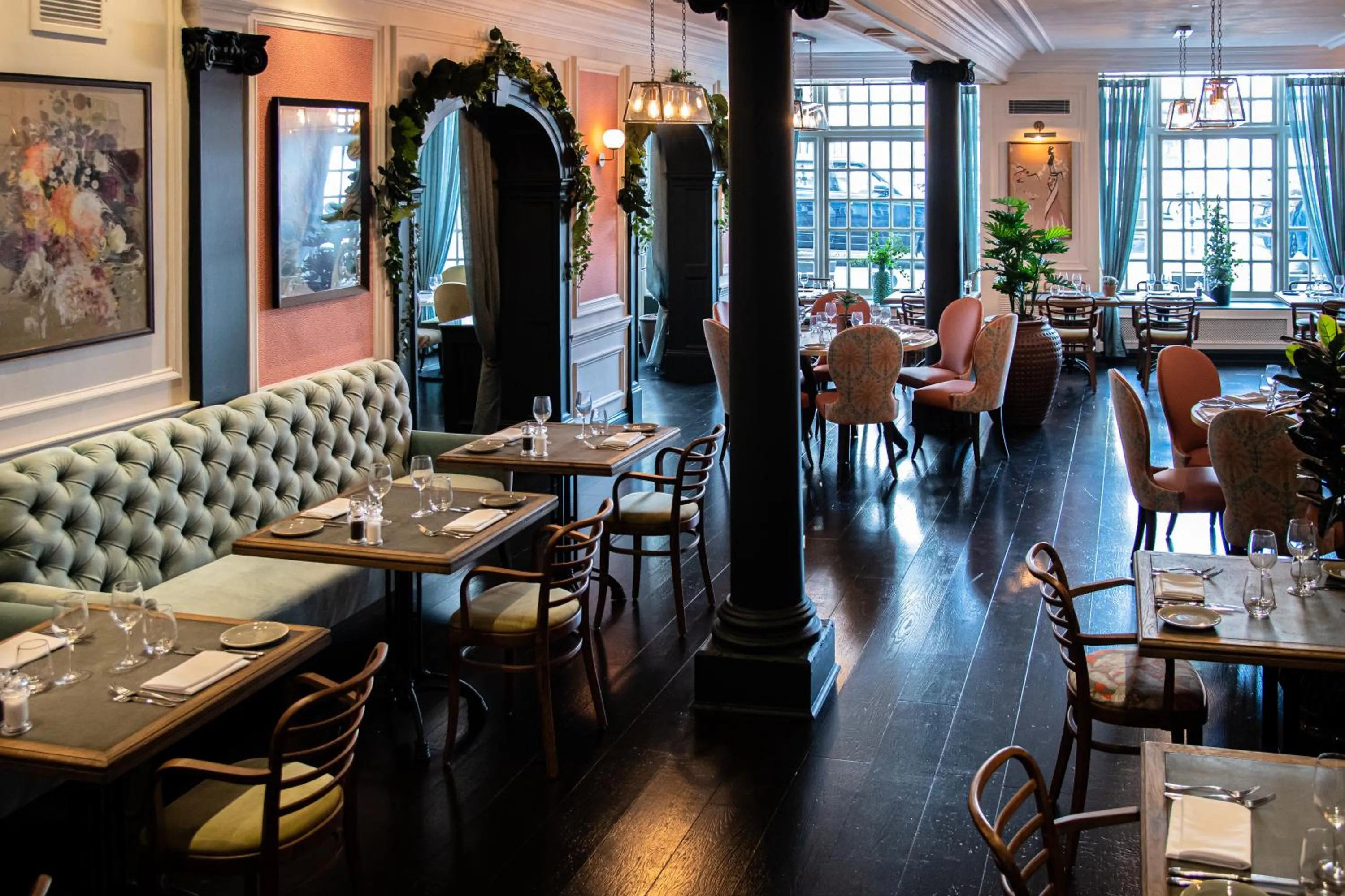 Restaurant/places to eat in Castle Hotel Windsor