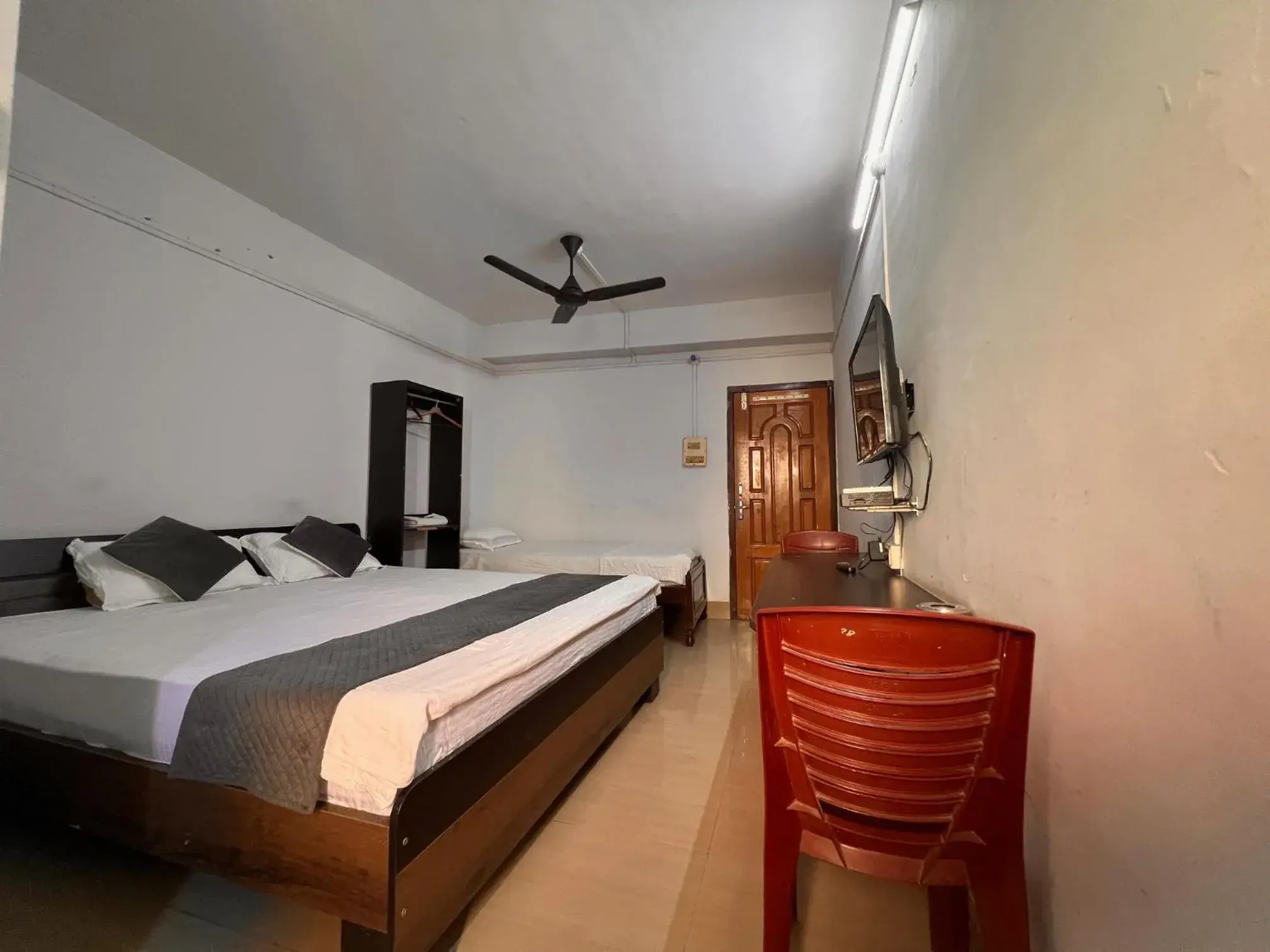Deluxe Double Room - single occupancy in HOTEL COMFORT STAY Deluxe Double Room - single occupancy in HOTEL COMFORT STAY