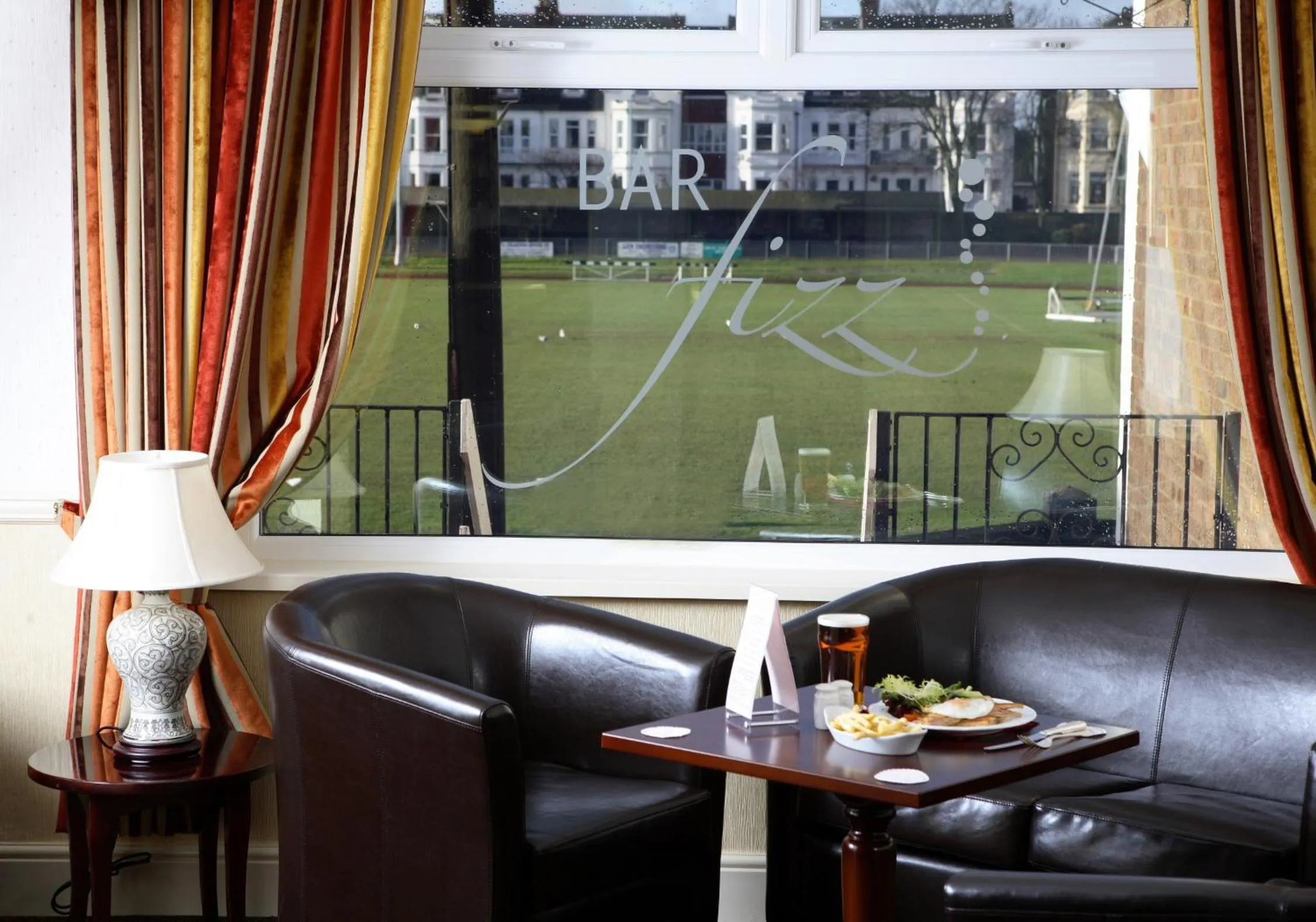 Restaurant/places to eat in Imperial Hotel