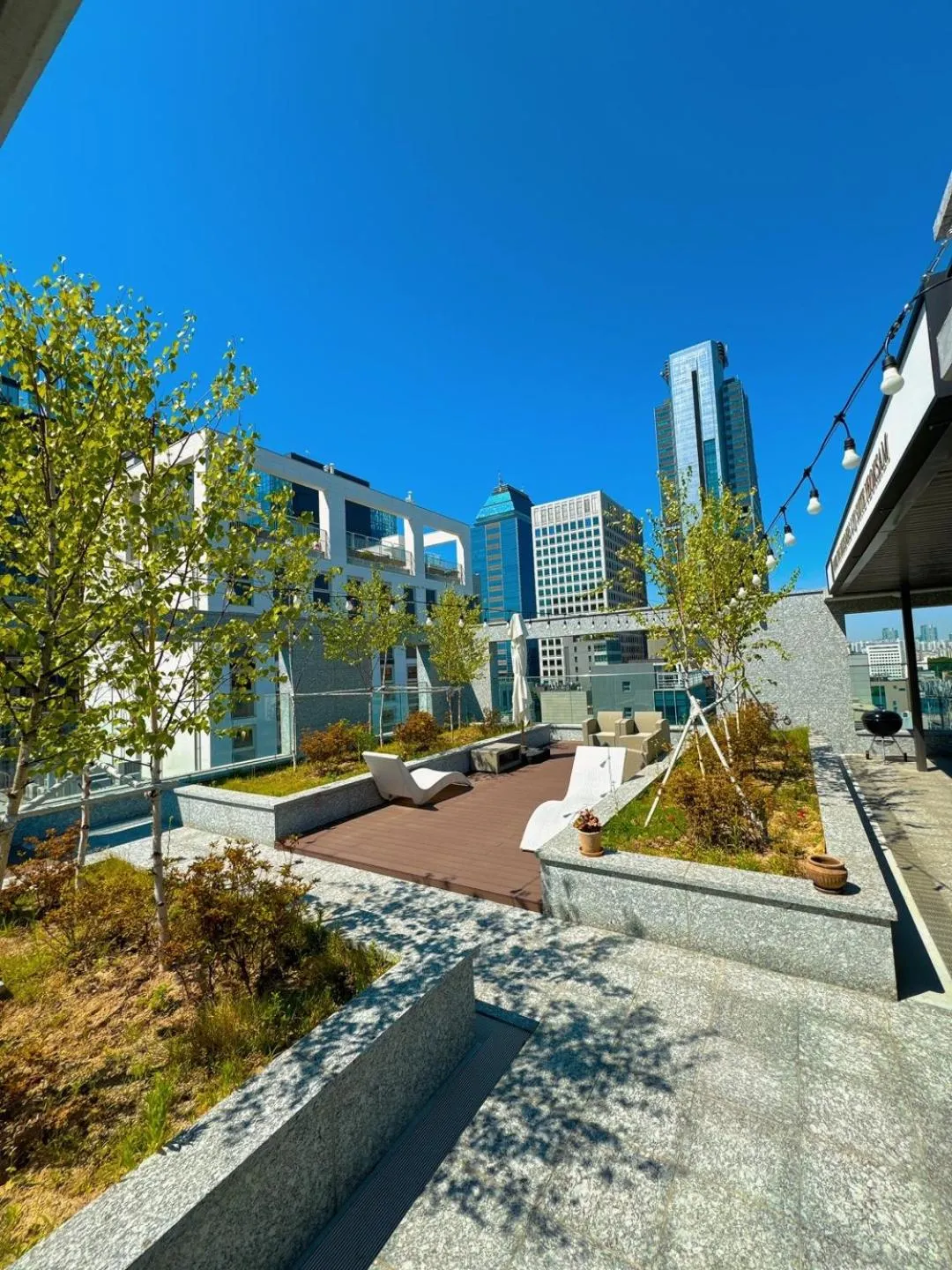 HOTEL THE DESIGNERS LYJ SUITE YEOKSAM