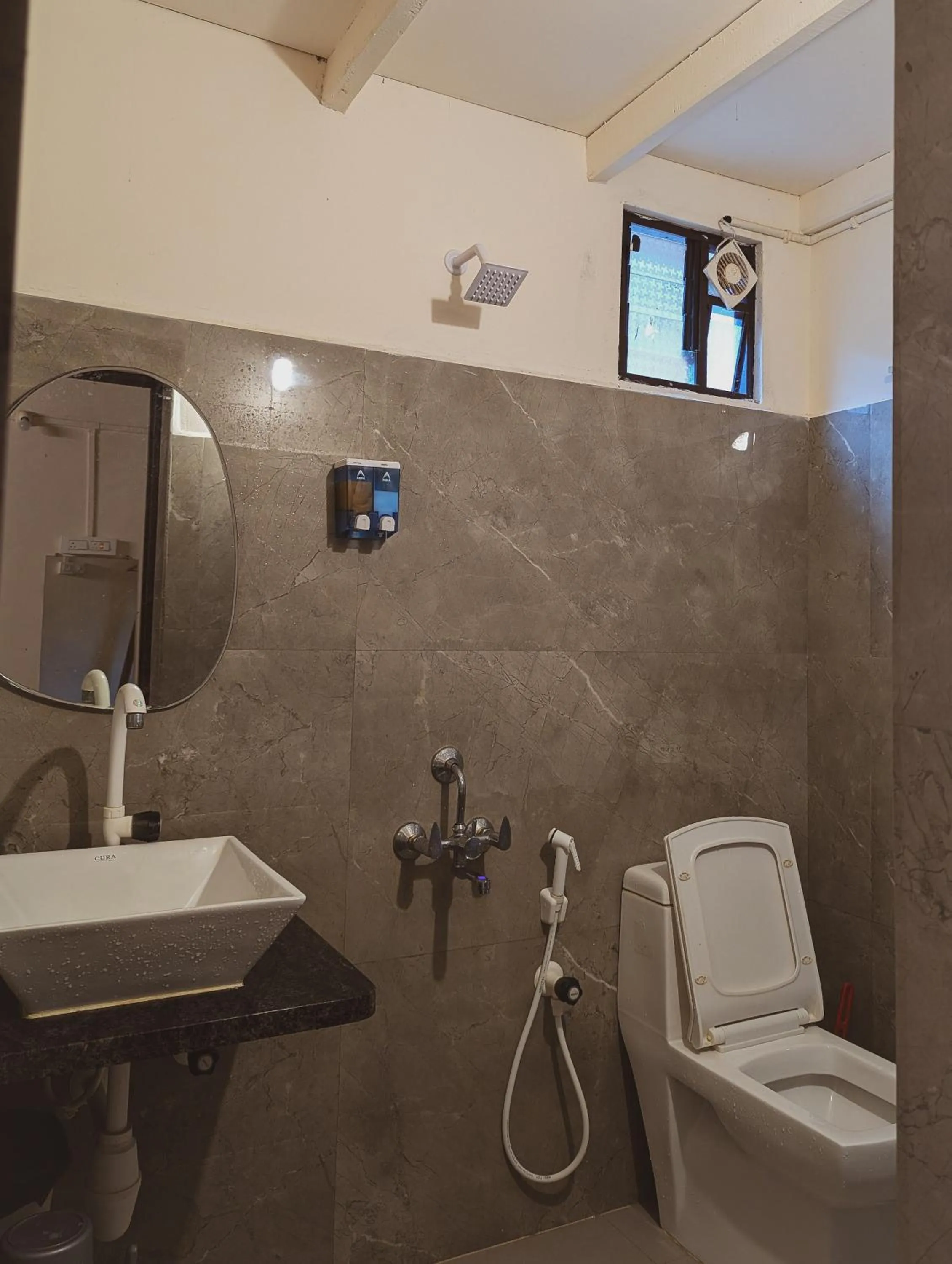 Bedroom in Sunset Cafe Beach Stay