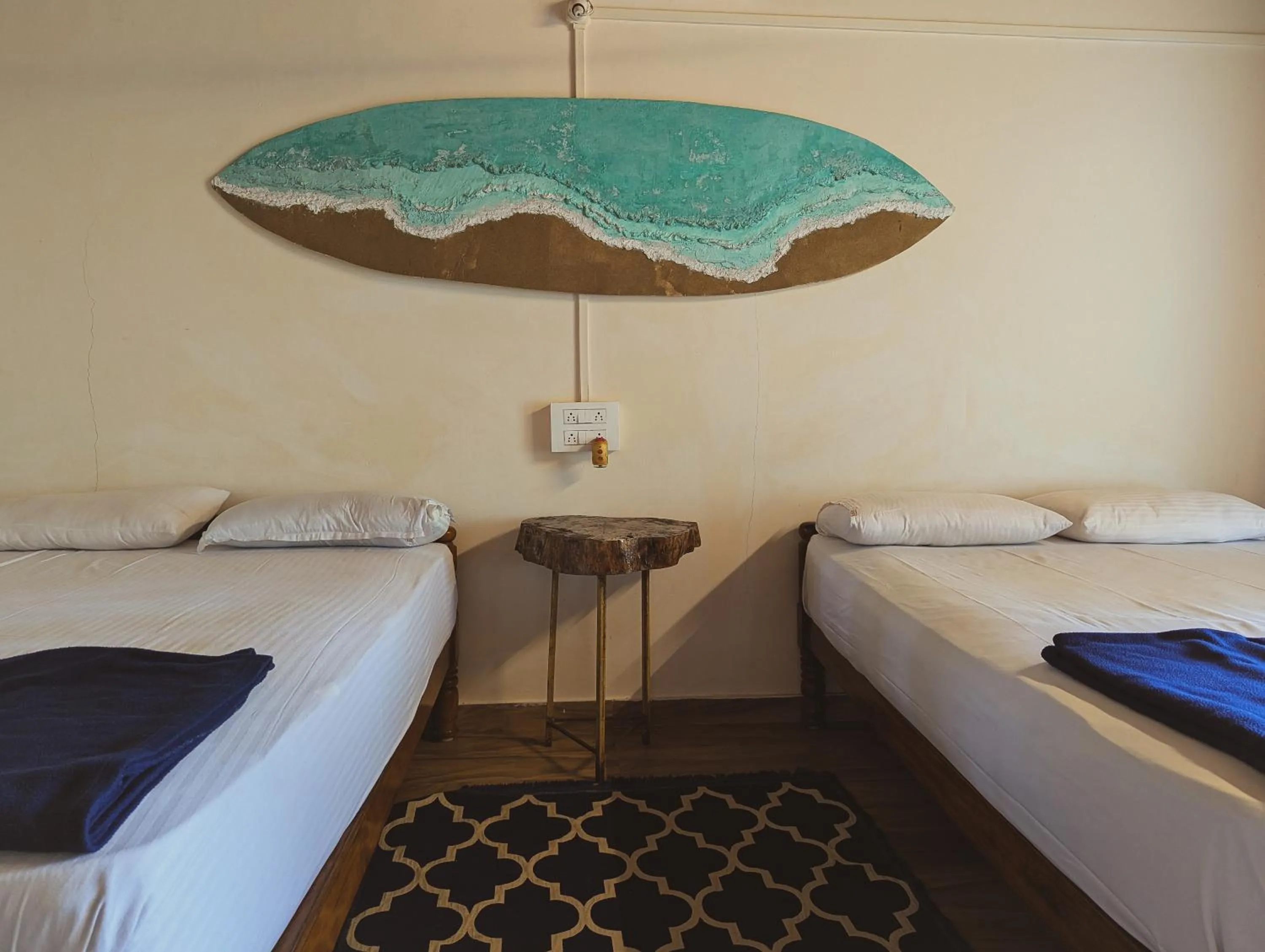 Bedroom, Bed in Sunset Cafe Beach Stay