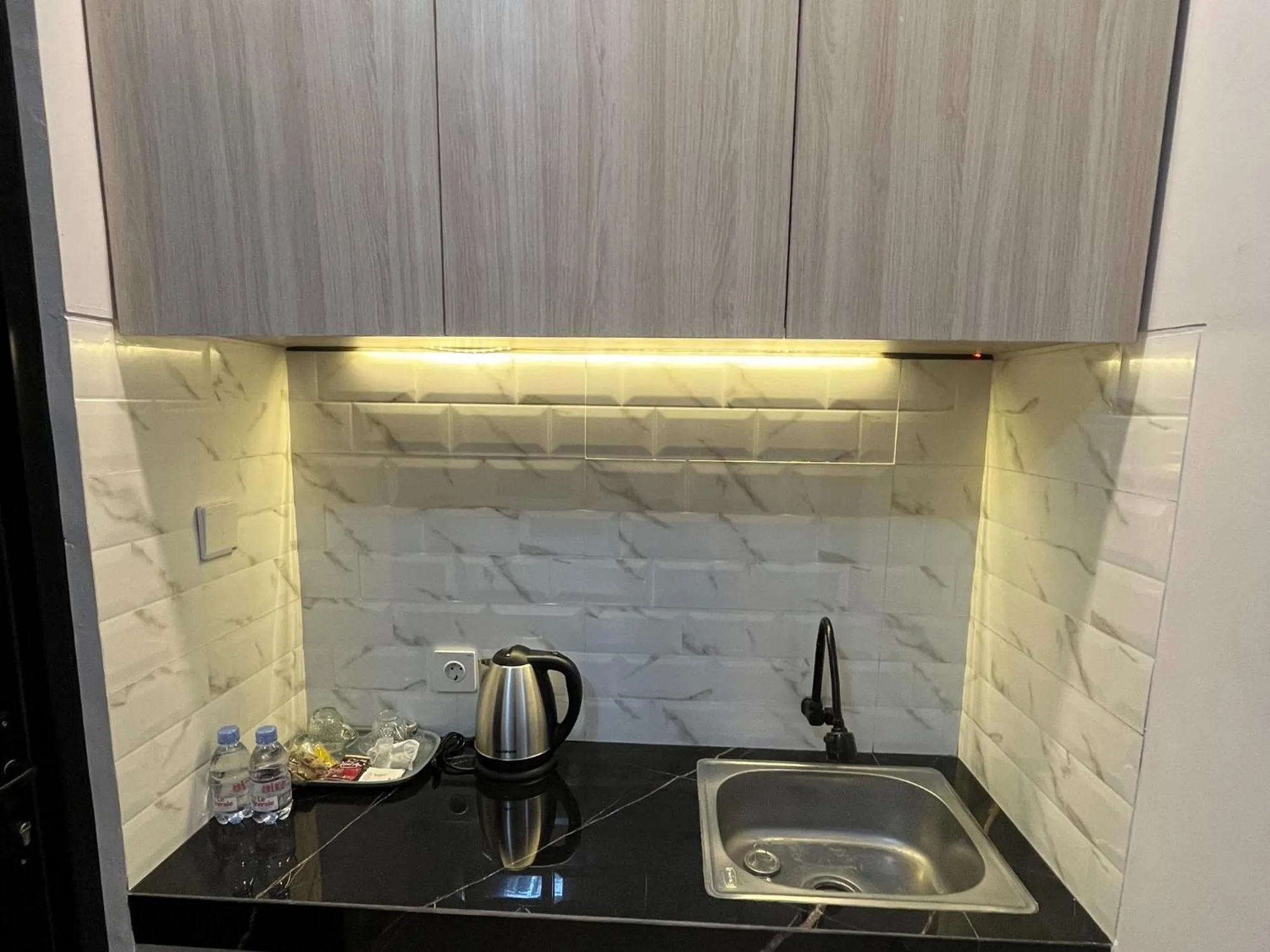 Kaira Room Guest House Syariah Mitra RedDoorz