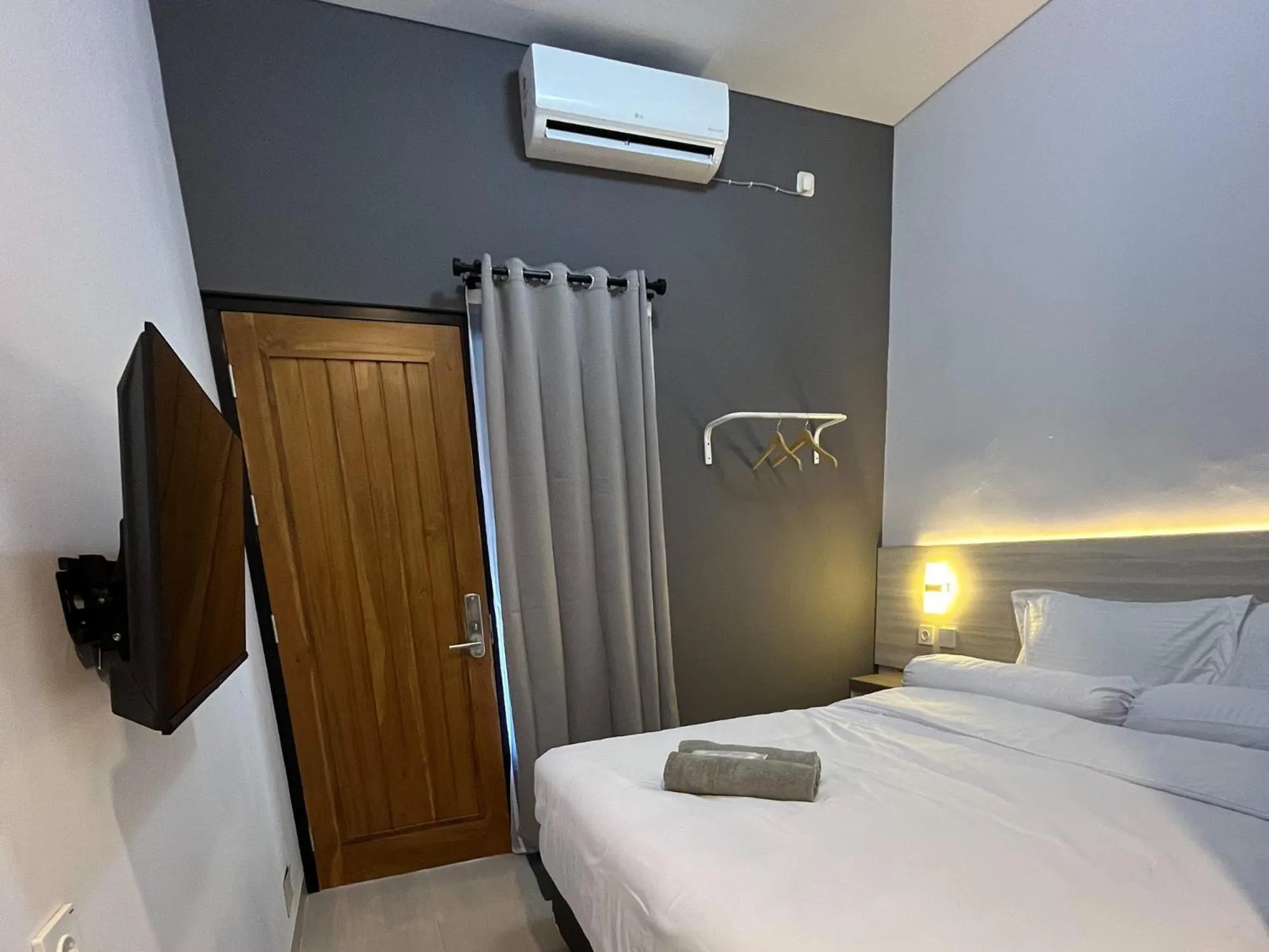 Bed in Kaira Room Guest House Syariah Mitra RedDoorz