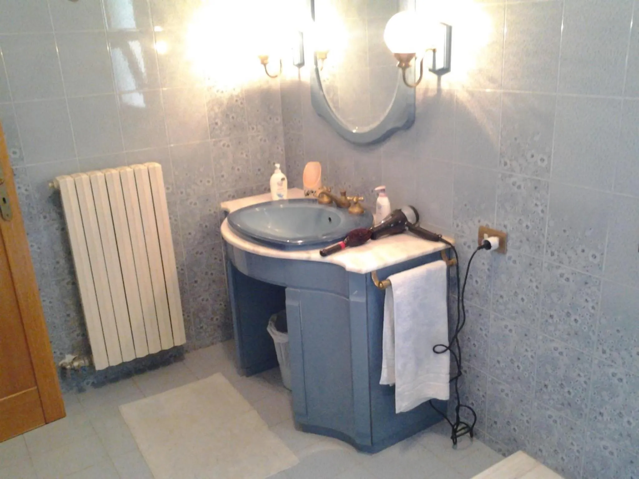 Decorative detail in B&BGalatina1 CIS