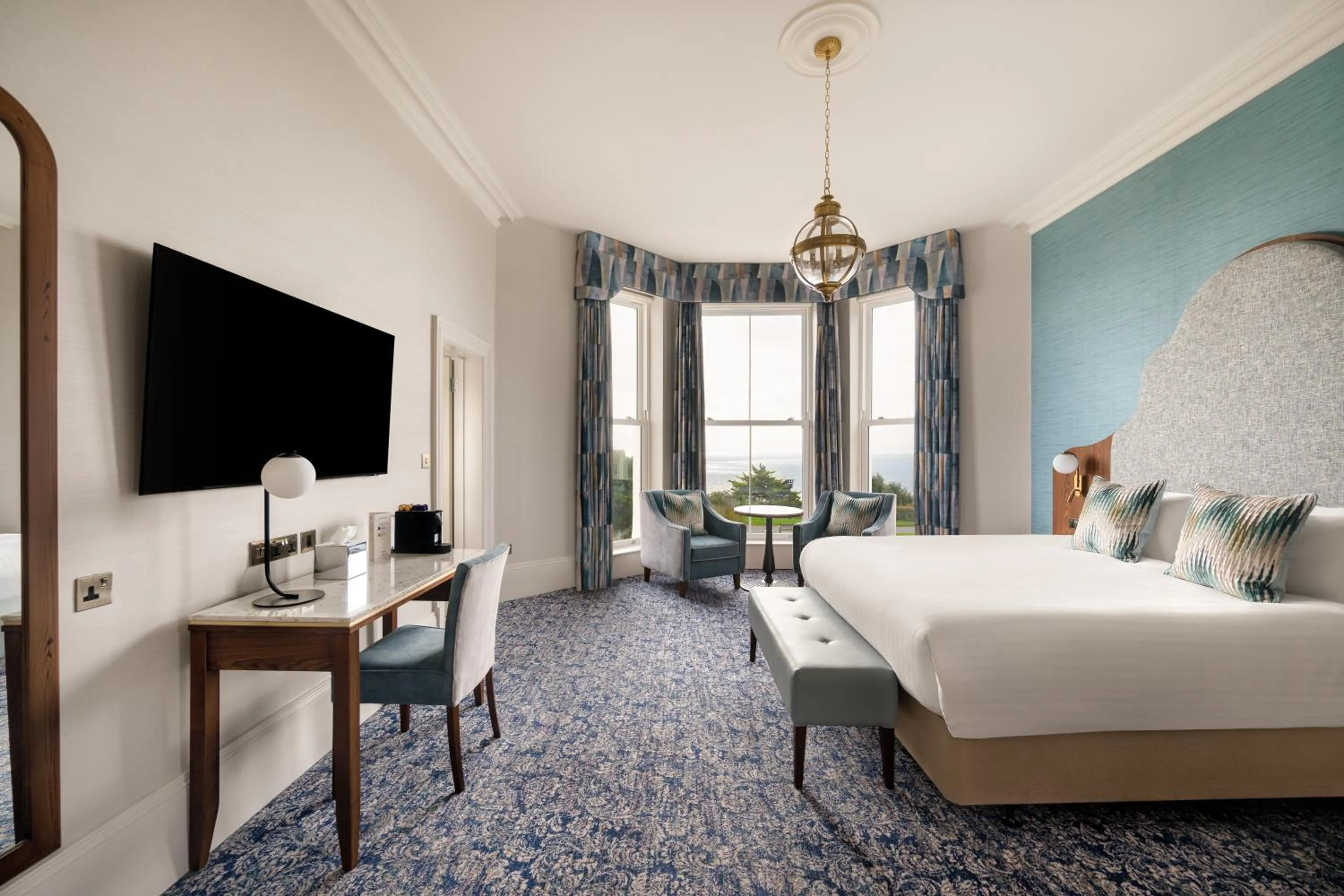 Coffee/tea facilities, Bed in voco The Clifton Folkestone by IHG