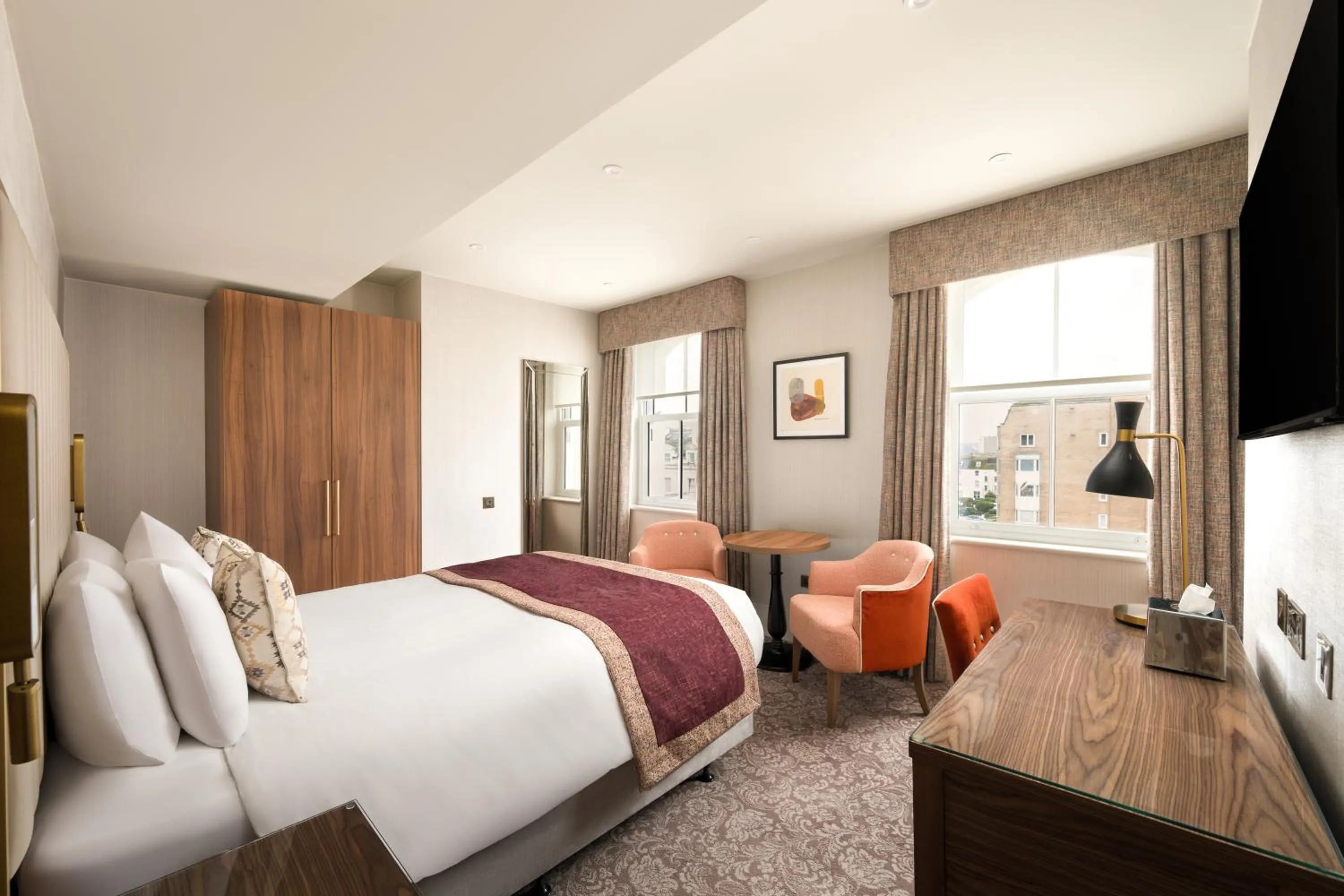 Coffee/tea facilities, Bed in voco The Clifton Folkestone by IHG