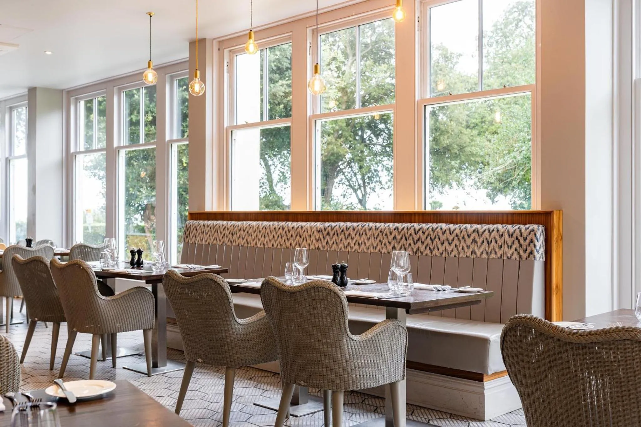 Restaurant/places to eat in voco The Clifton Folkestone by IHG