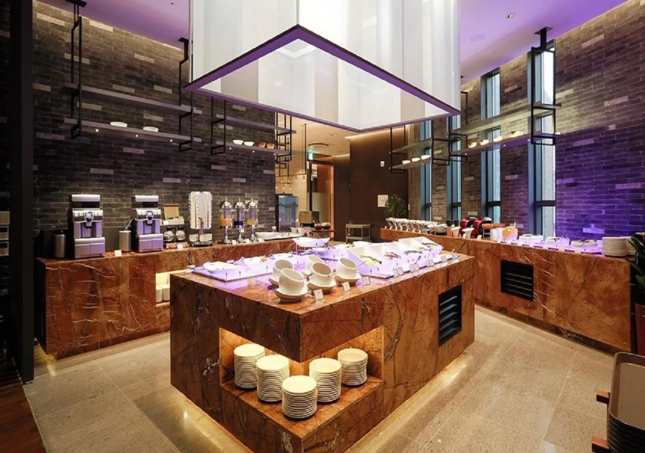 Restaurant/places to eat in Gloucester Hotel Jeonju