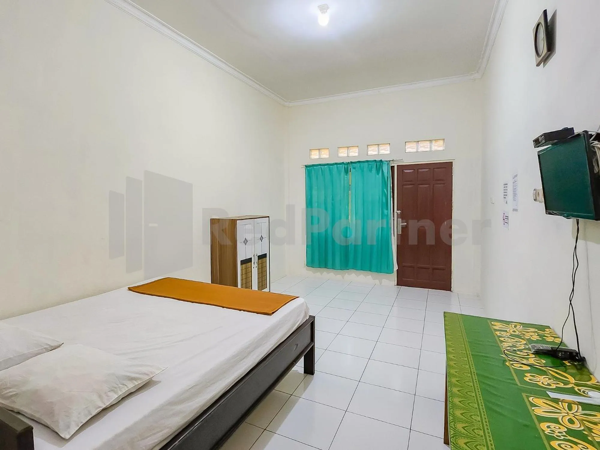 Bed in Griya Tambun Raya RedPartner