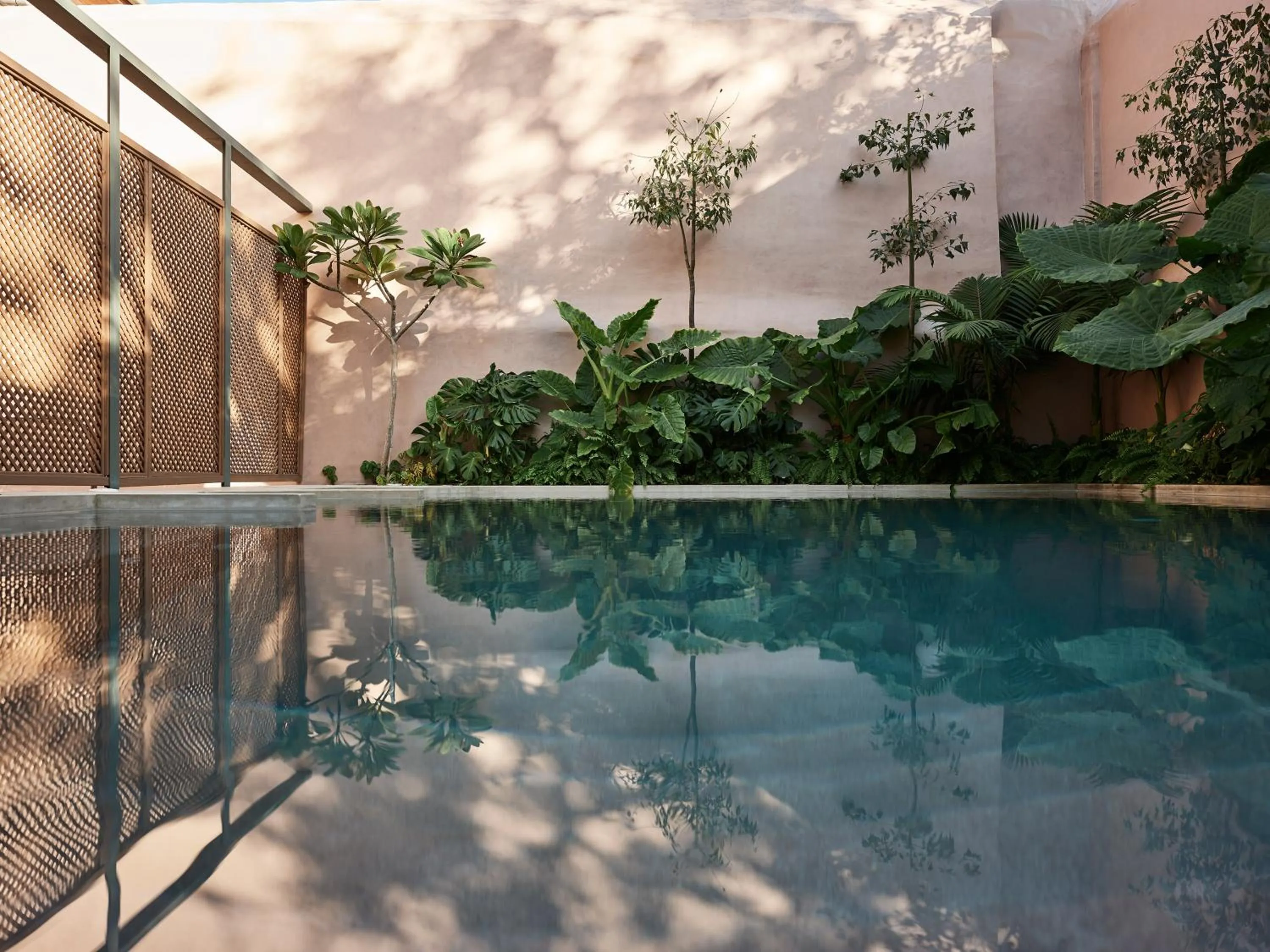 Swimming pool in Domus Blanc Boutique Hotel