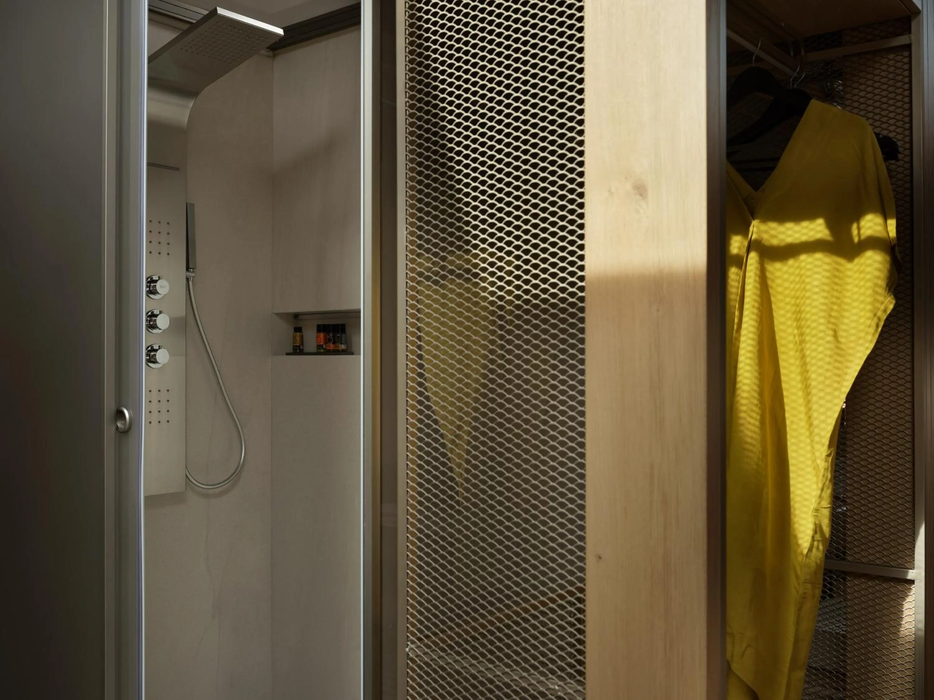 Bathroom in Domus Blanc Boutique Hotel