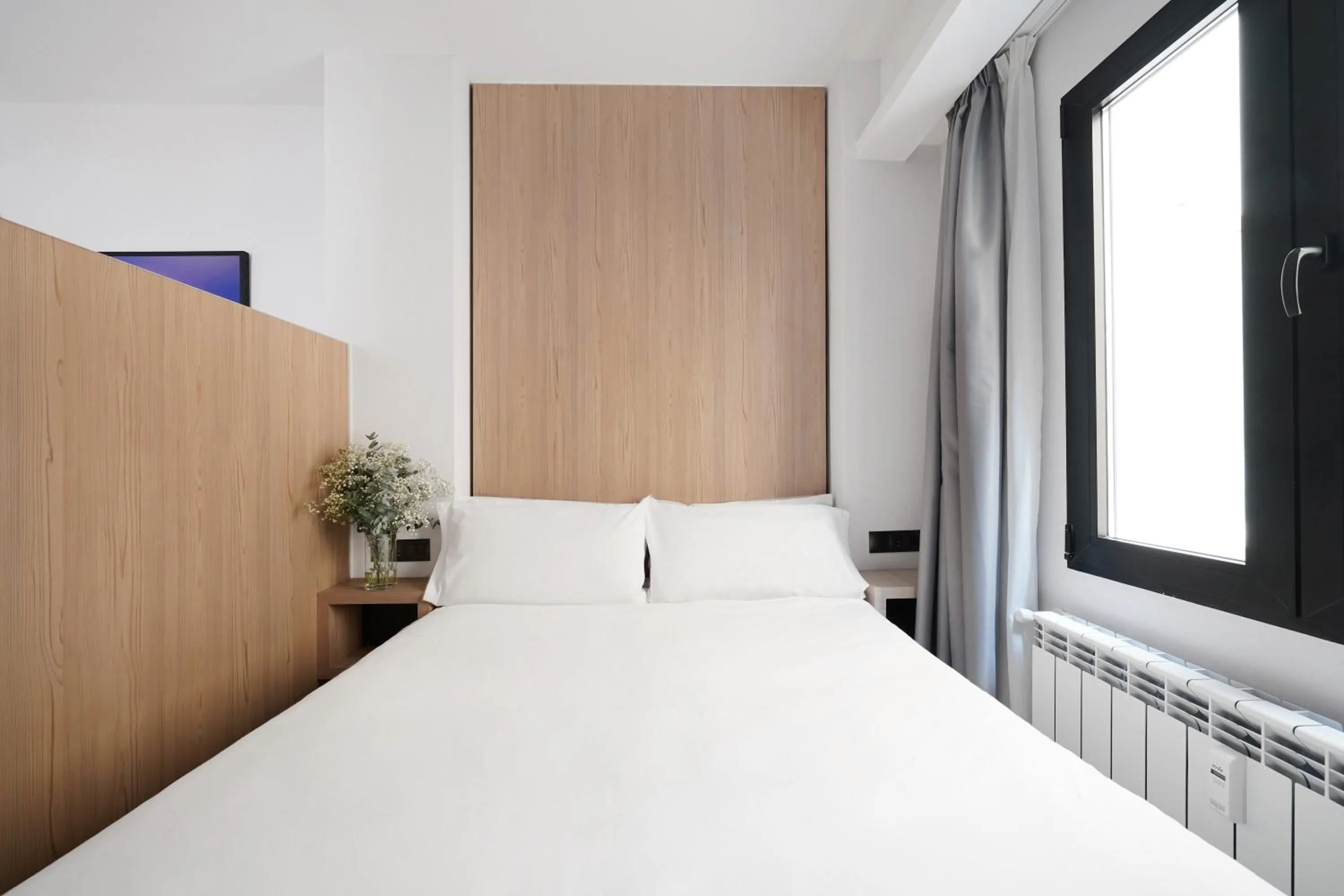 Bed in Numa Madrid Goya