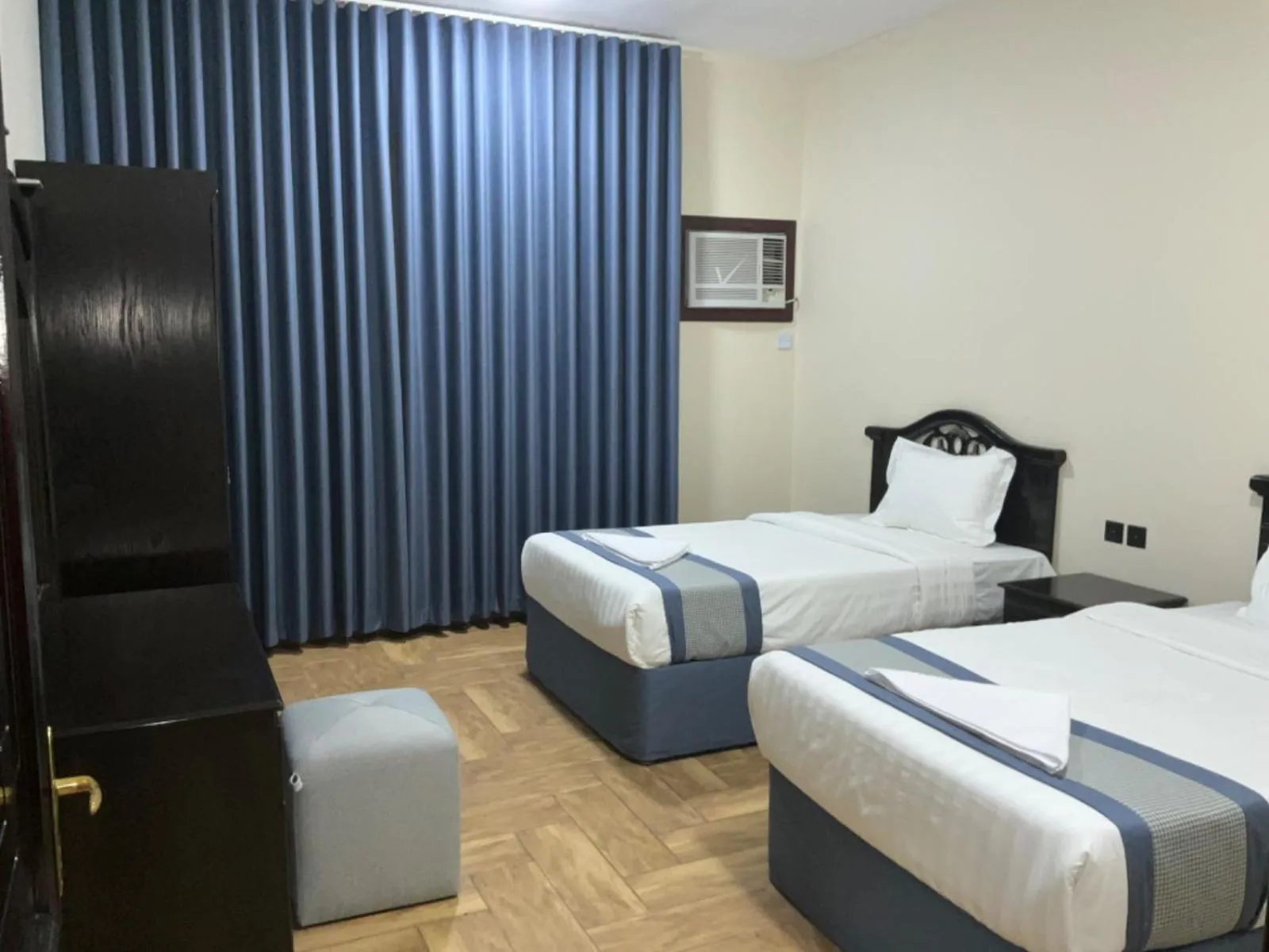 Bed in Al Baida Suites Al Salam Branch