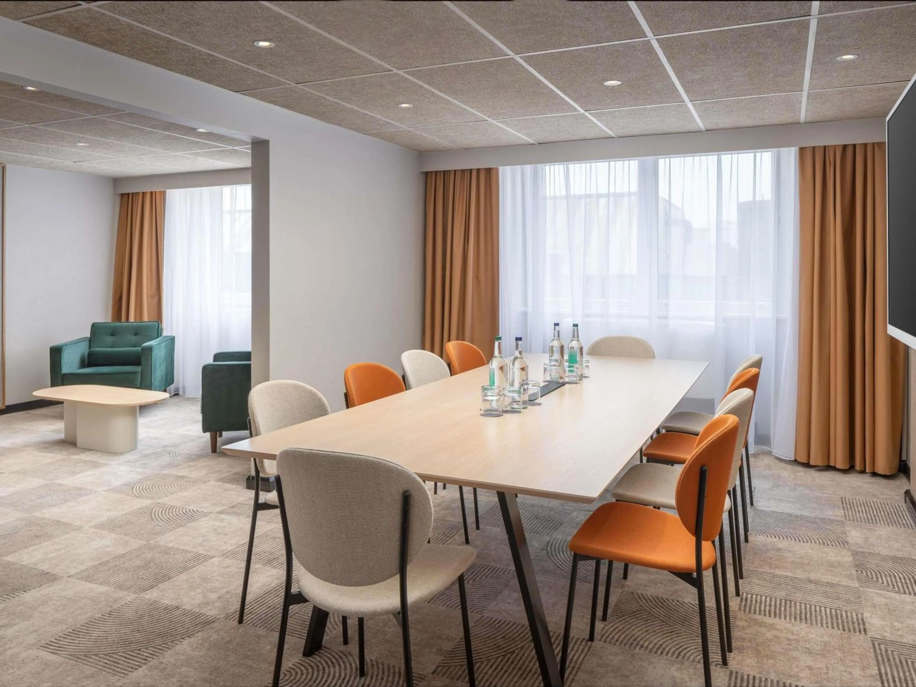 Meeting/conference room in ibis London Earls Court