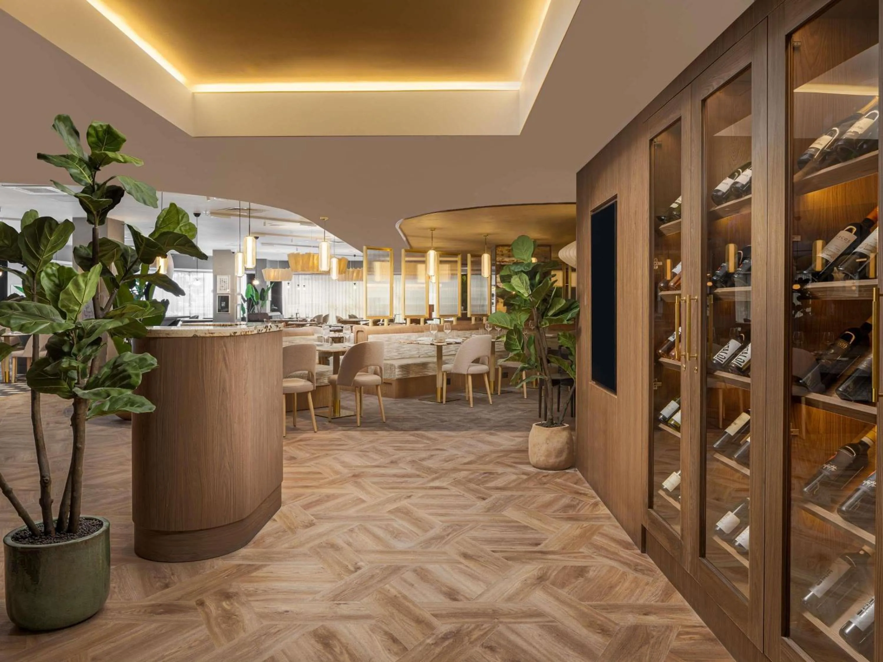 Restaurant/places to eat in ibis London Earls Court