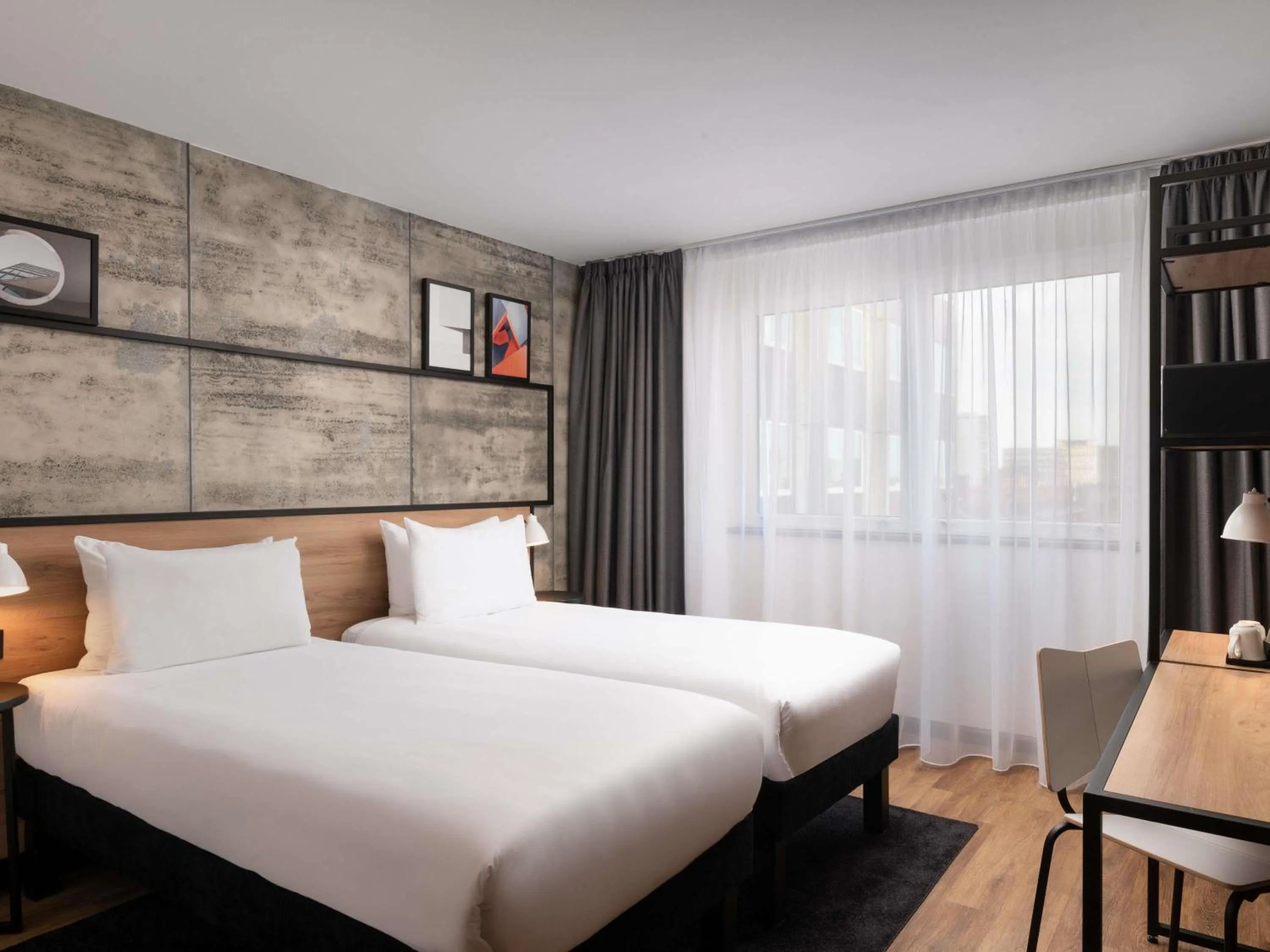 Bedroom, Bed in ibis London Earls Court