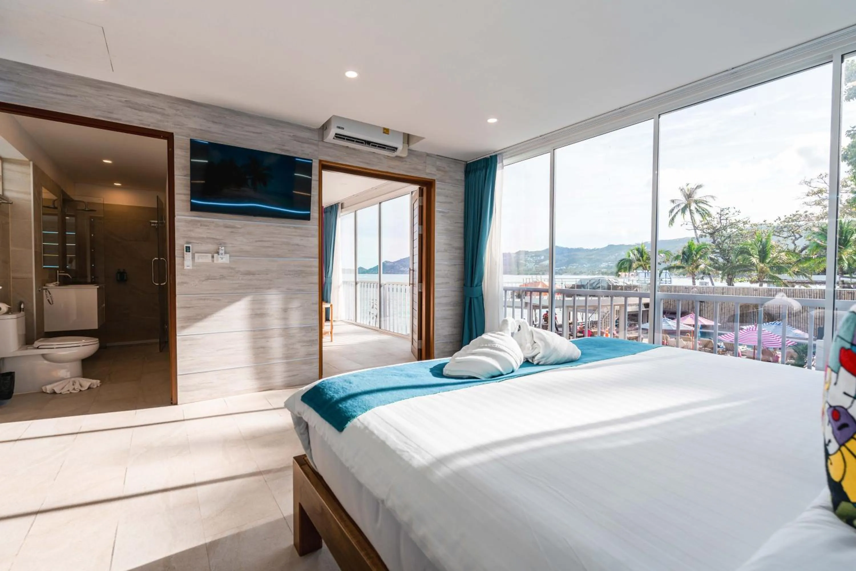 Bed in LOVE beach club Koh Samui