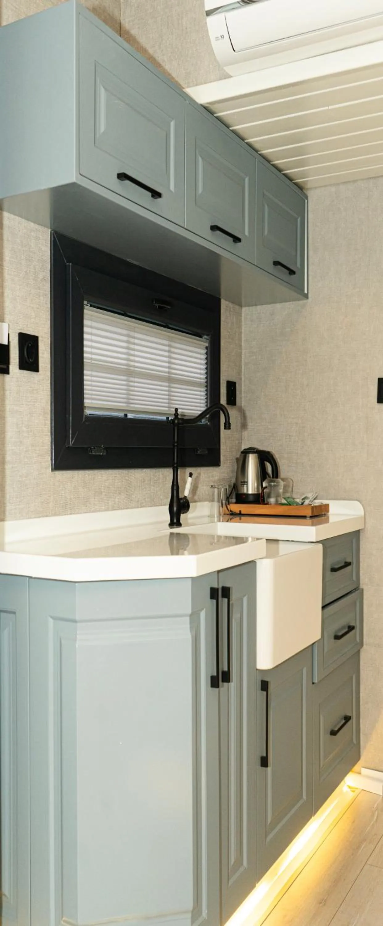 River Side TinyHouse