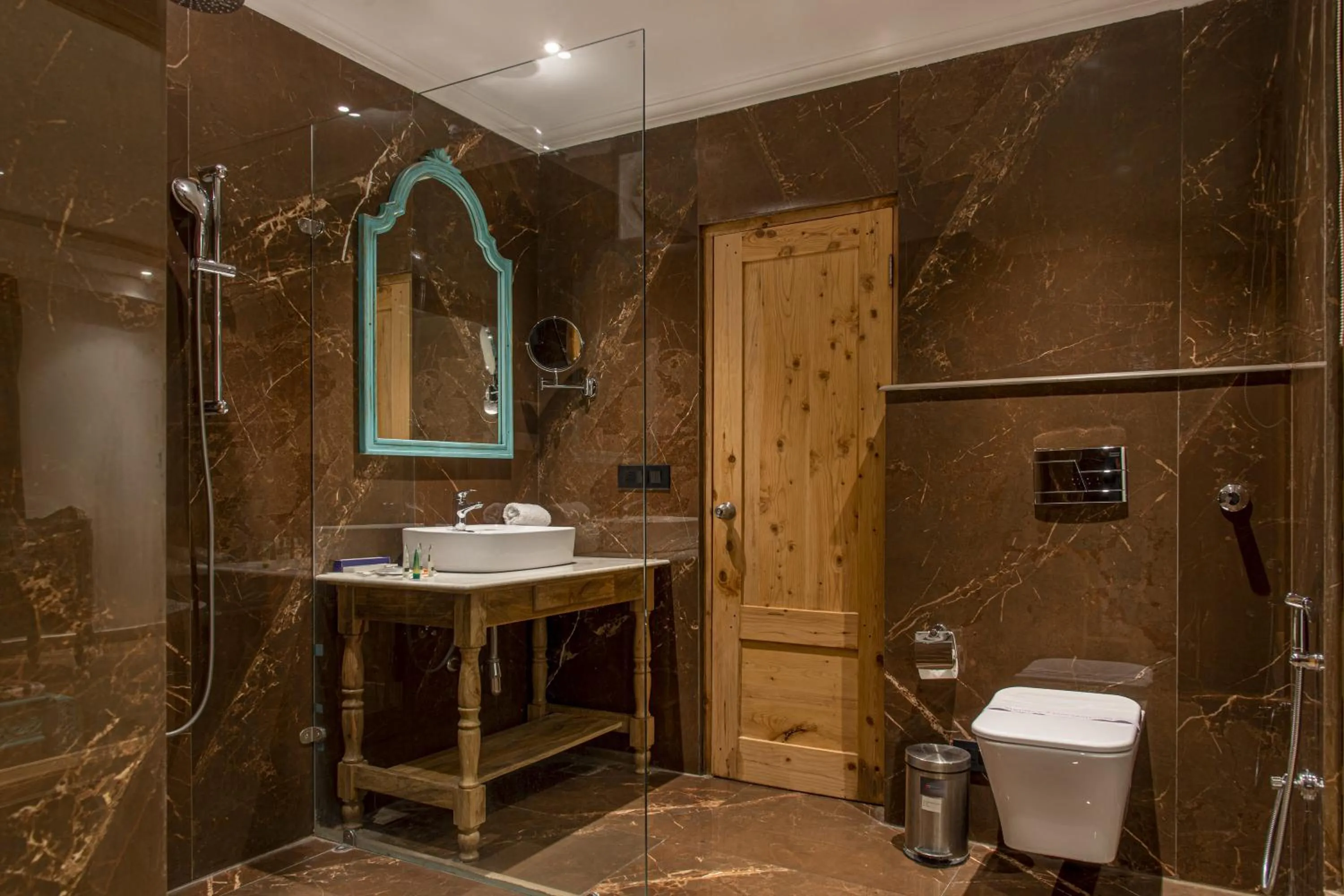 Shower in Echor Palm Bliss Riverside Resort & Spa Kasol