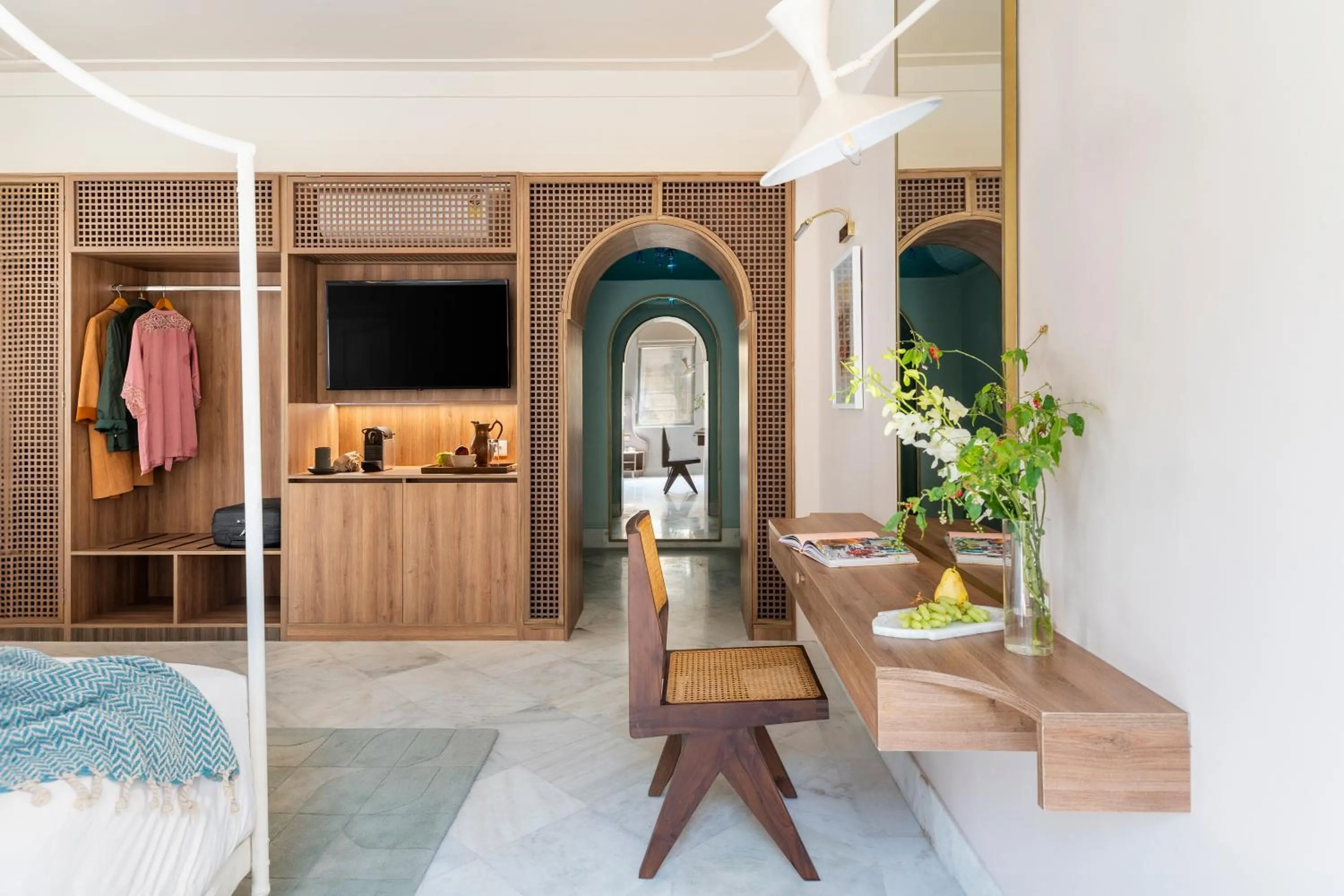 wardrobe, Bed in Manuscript - Jhilwara Haveli